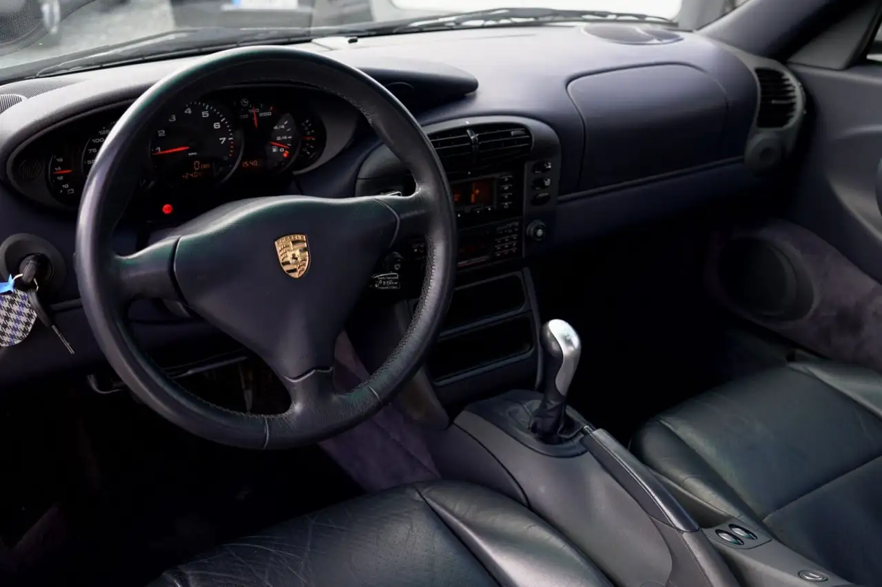 Porsche 996 Carrera Coupé Handschalter, foto 8