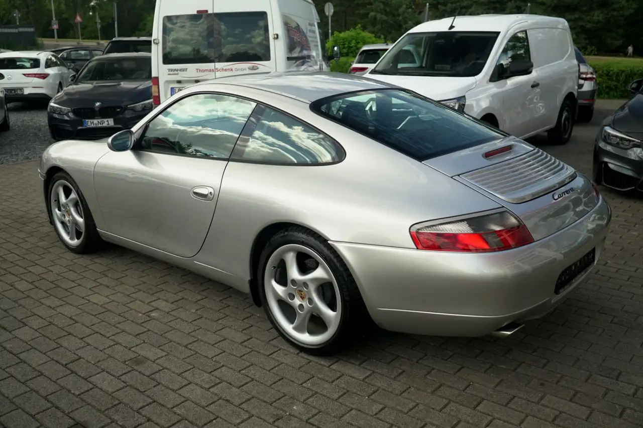 Porsche 996 Carrera Coupé Handschalter, foto 6