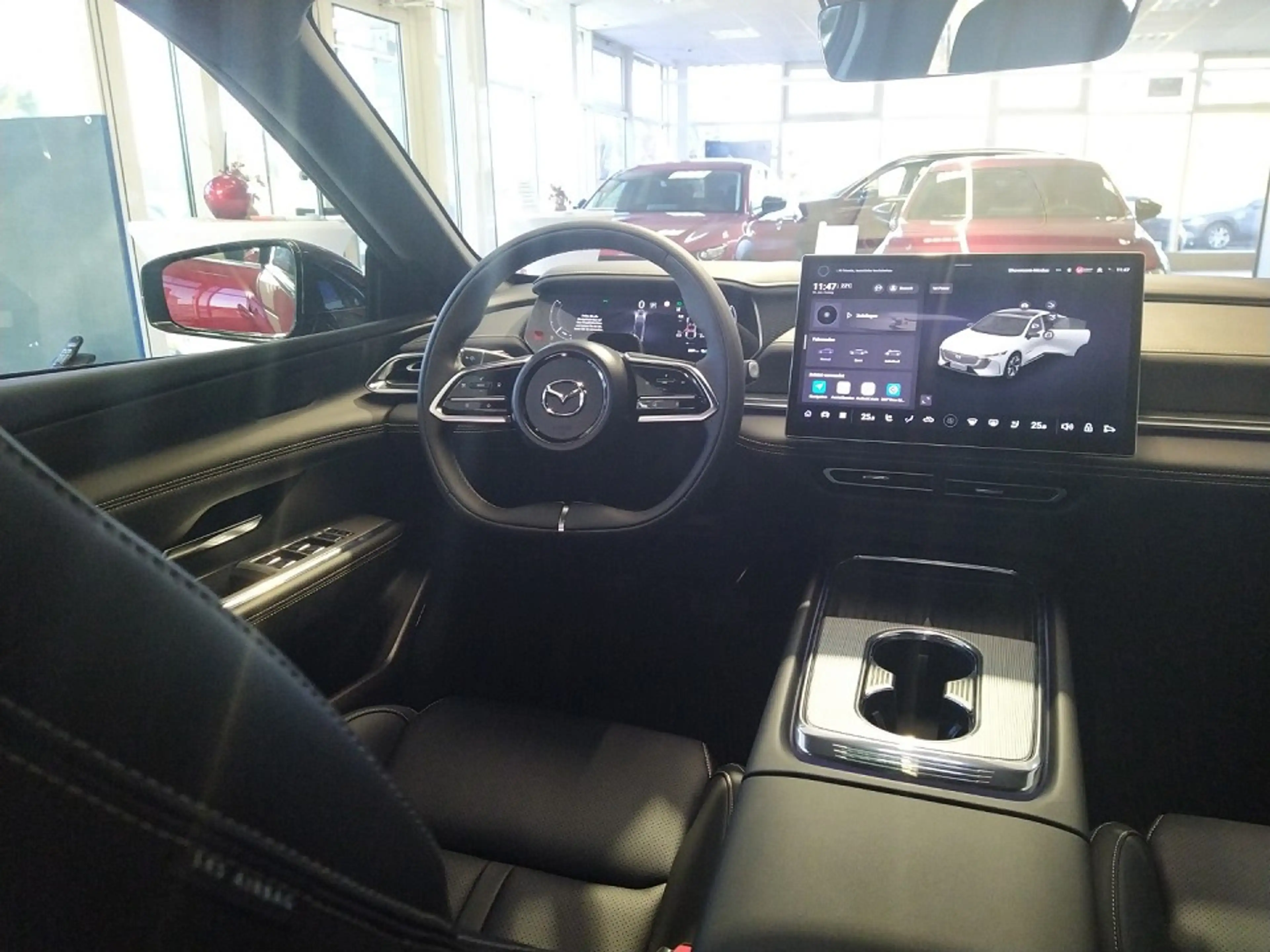 Mazda 6e 5HB EV 258ps 1AT RWD Takumi — photo 6