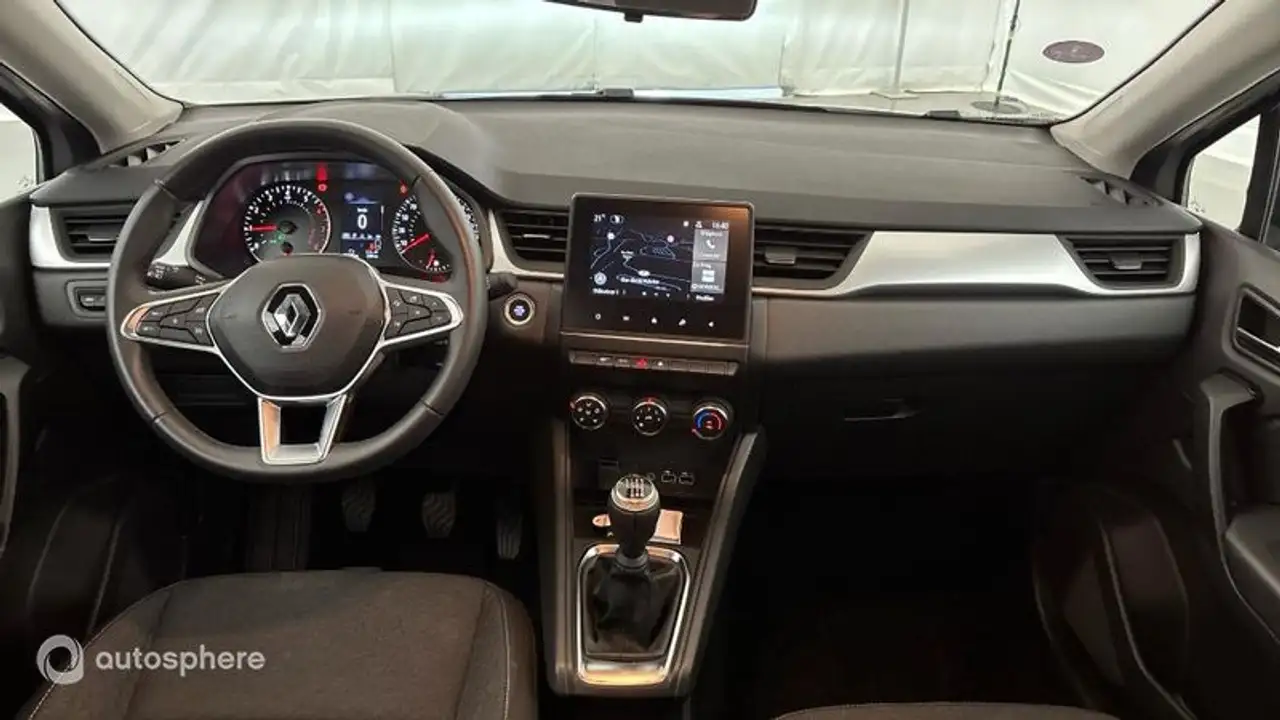 Renault Captur — photo 11