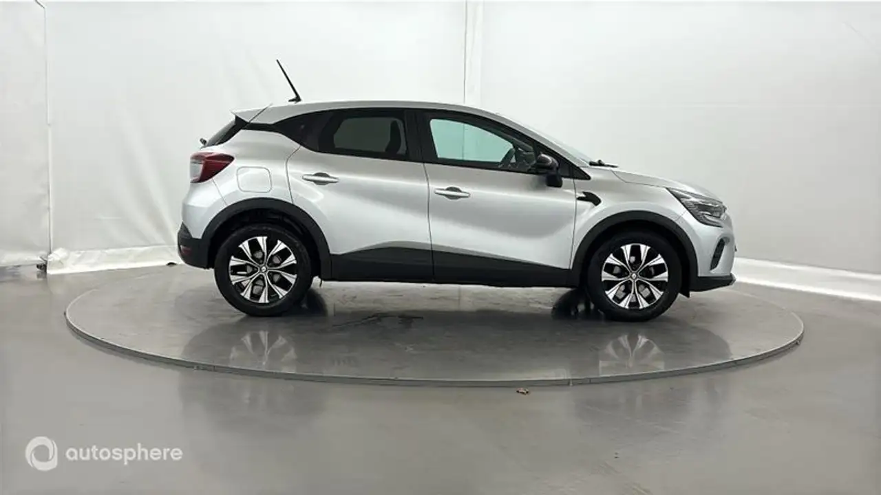 Renault Captur — photo 4