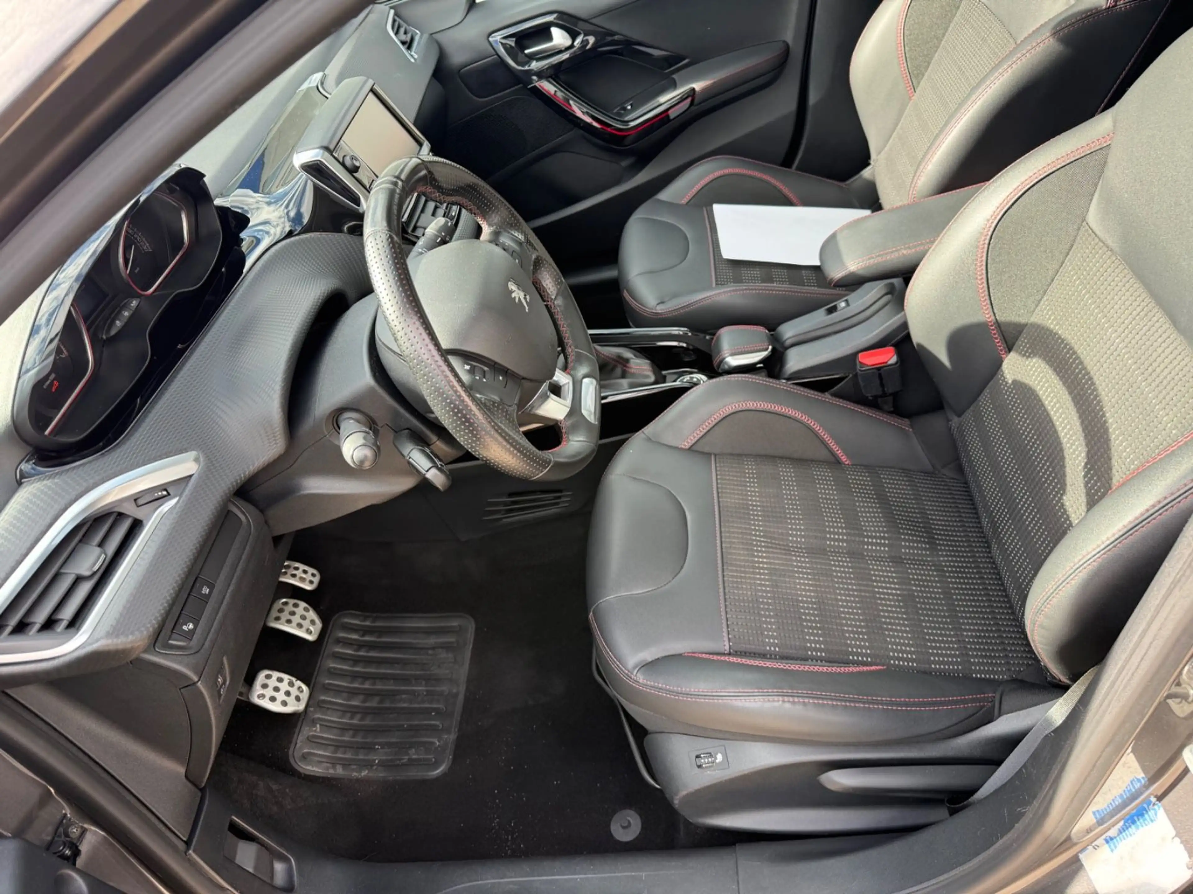 Peugeot 2008 GT-LINE +BC+SITZHEIZUNG+MFL+USB+KAMERA+ — photo 10