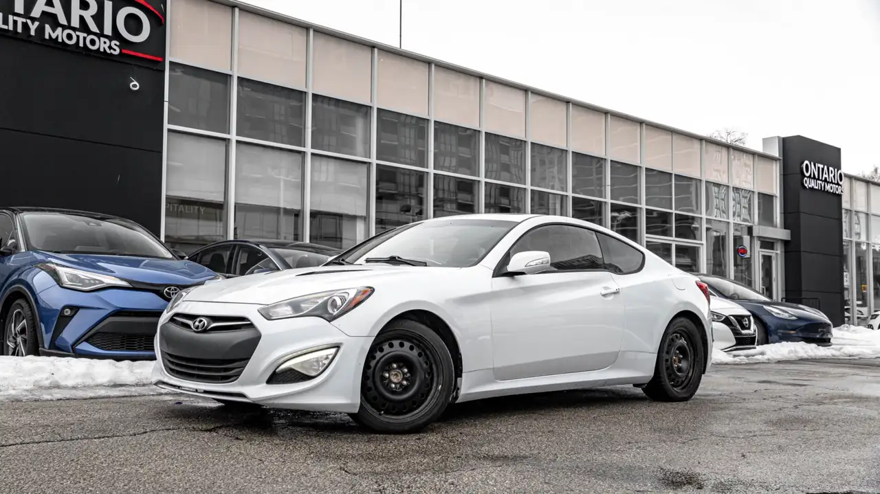 Hyundai Genesis снимка Hyundai Genesis