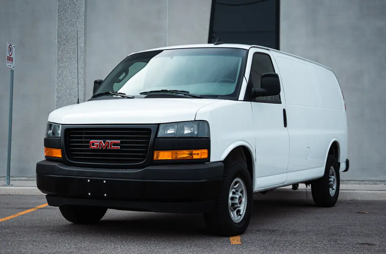 2023 GMC Savana
