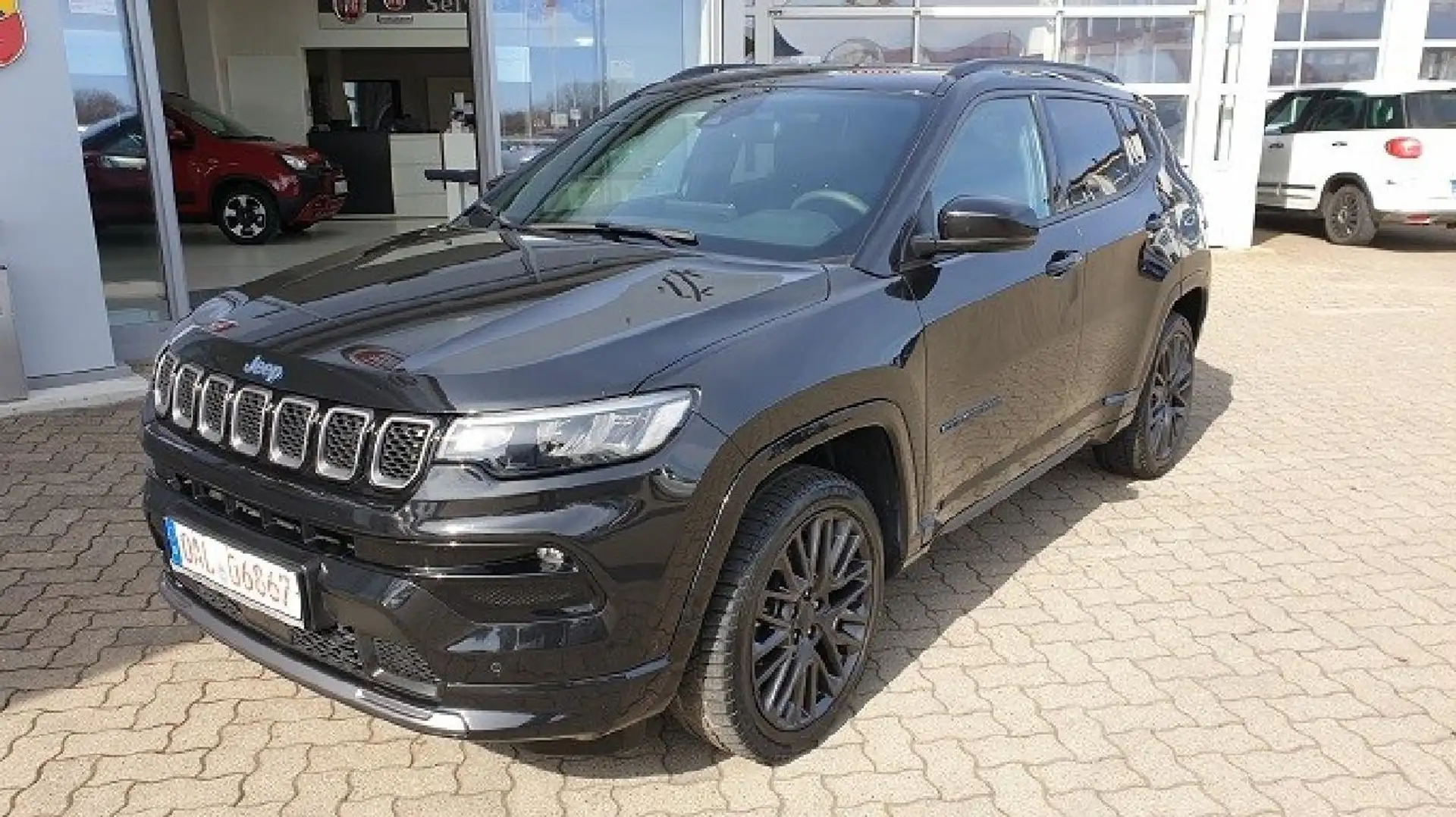 Jeep Compass S Plug-In Hybrid 4WD Negro - 1