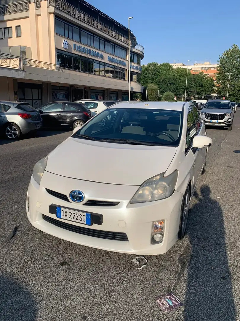 Toyota Prius 1.8 hsd Executive - 1