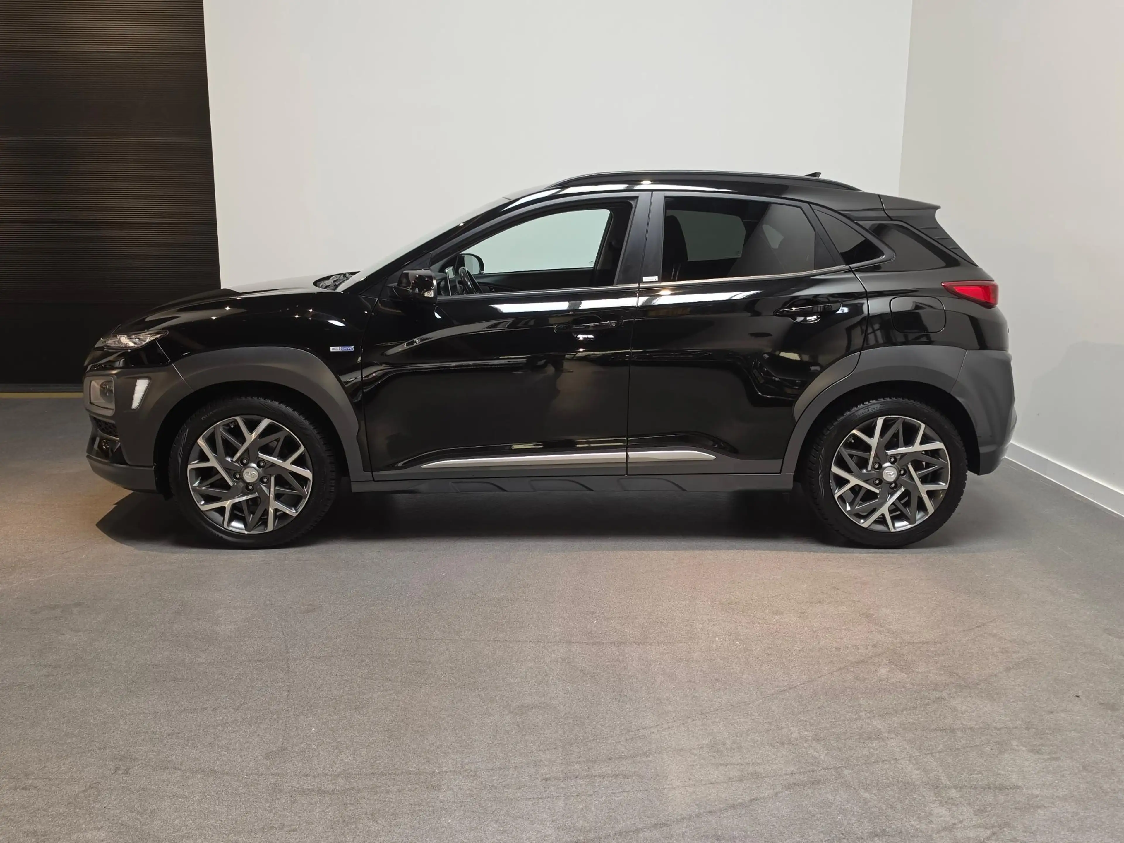 Hyundai KONA 1.6 GDI HEV Premium - Stoelverwarming voor en acht — photo 3