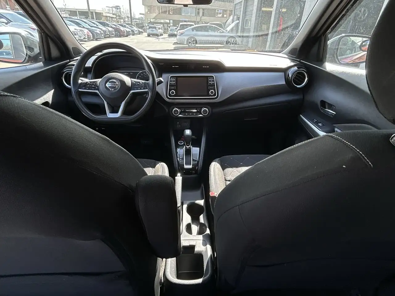 Nissan Kicks снимка Nissan Kicks