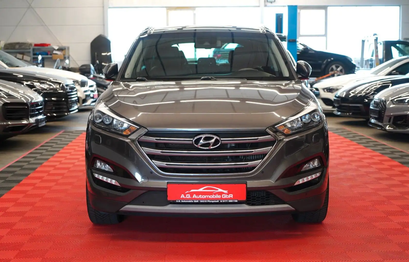 Hyundai TUCSON 1.6 T-GDI Aut. Premium 4WD LED*Spur*Temp* Grau - 2