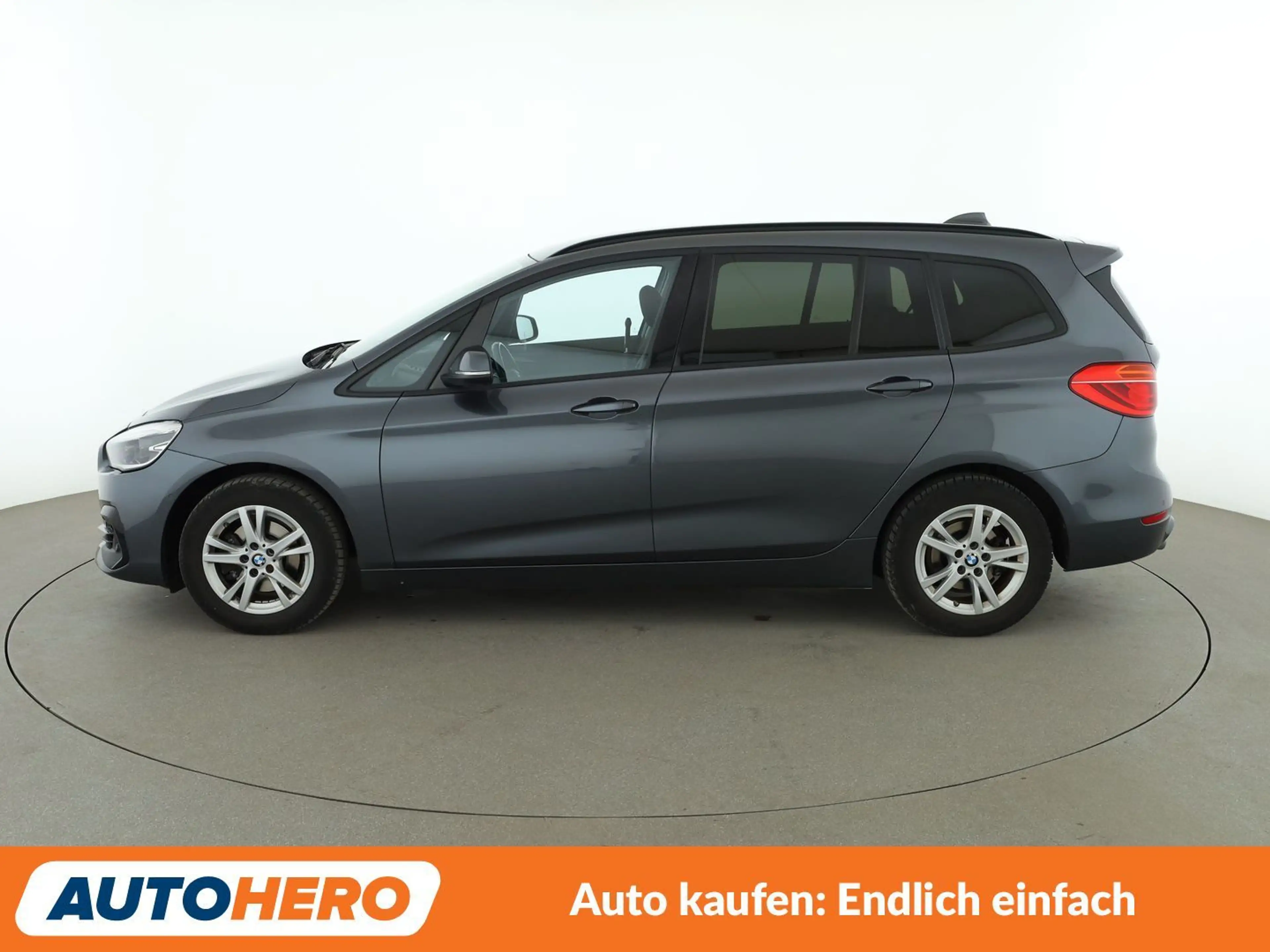 BMW 216 216i Gran Tourer Sport Line *NAVI*LED*TEMPO*CAM* — photo 3