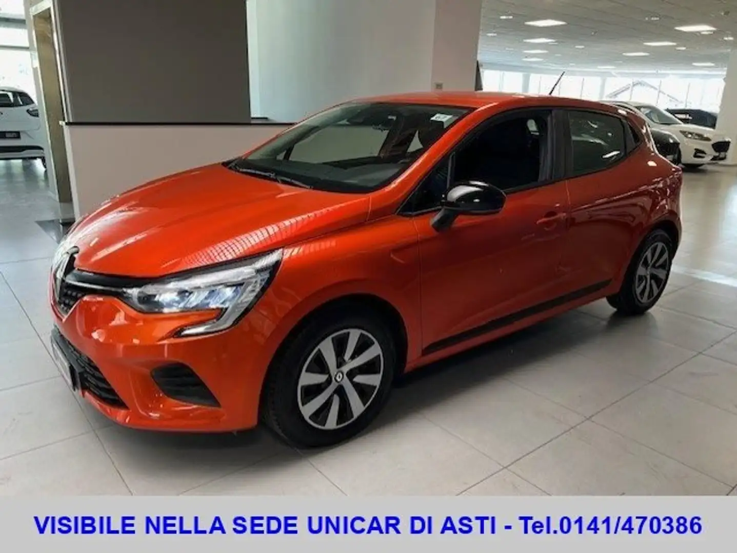 Renault Clio 1.6 E-Tech full hybrid 145cv C.A. Orange - 1