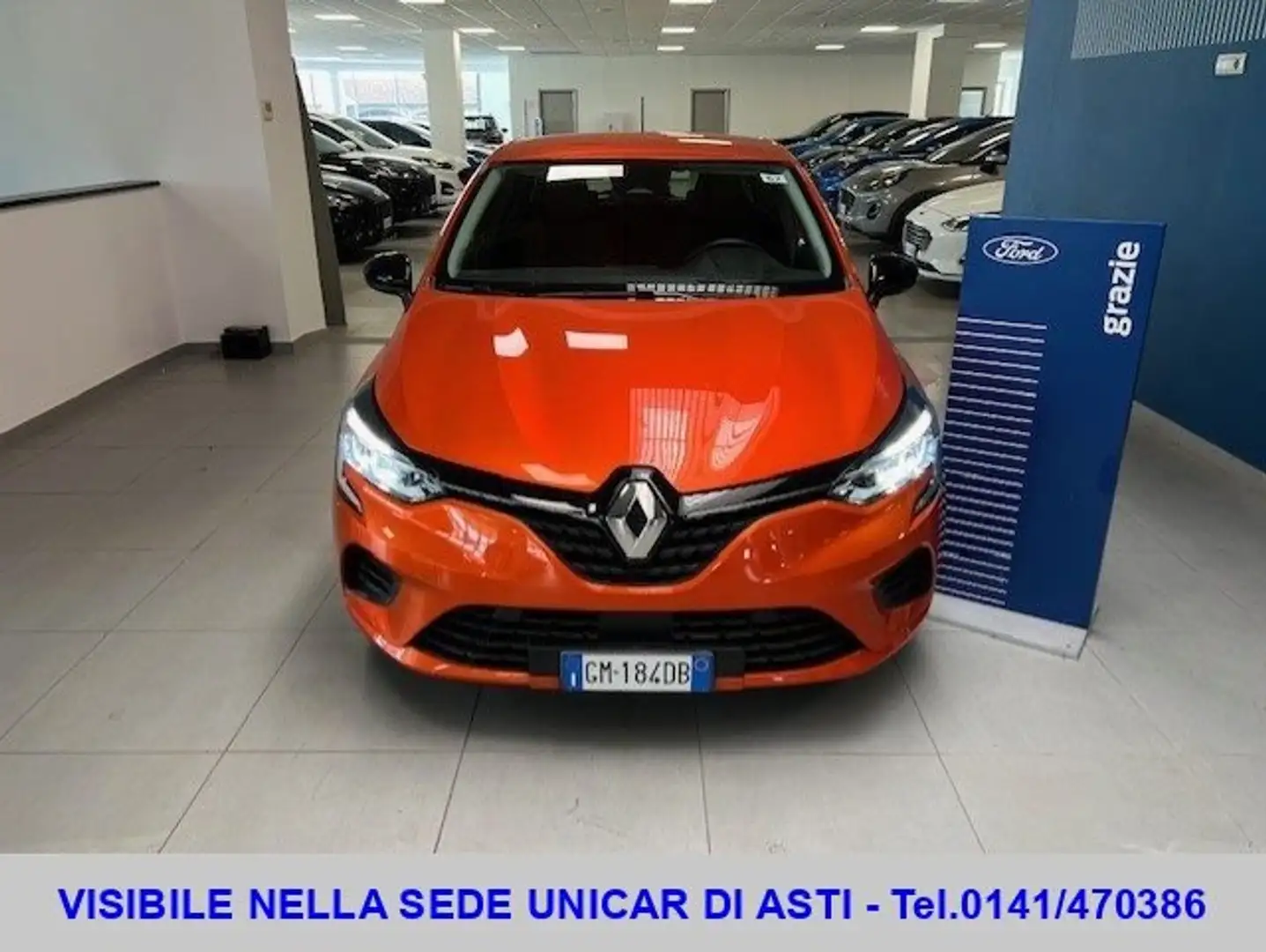 Renault Clio 1.6 E-Tech full hybrid 145cv C.A. Orange - 2