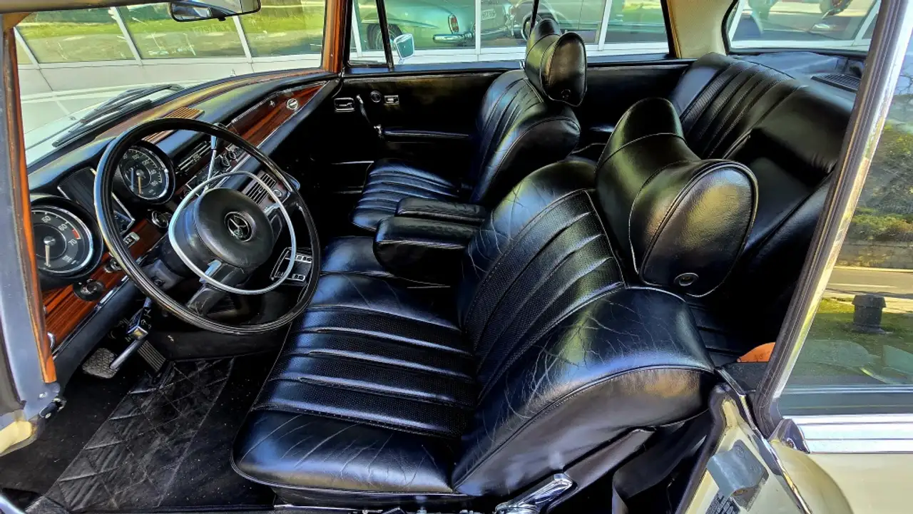 Mercedes-Benz 280 SE 3.5 Coupé (111), foto 6