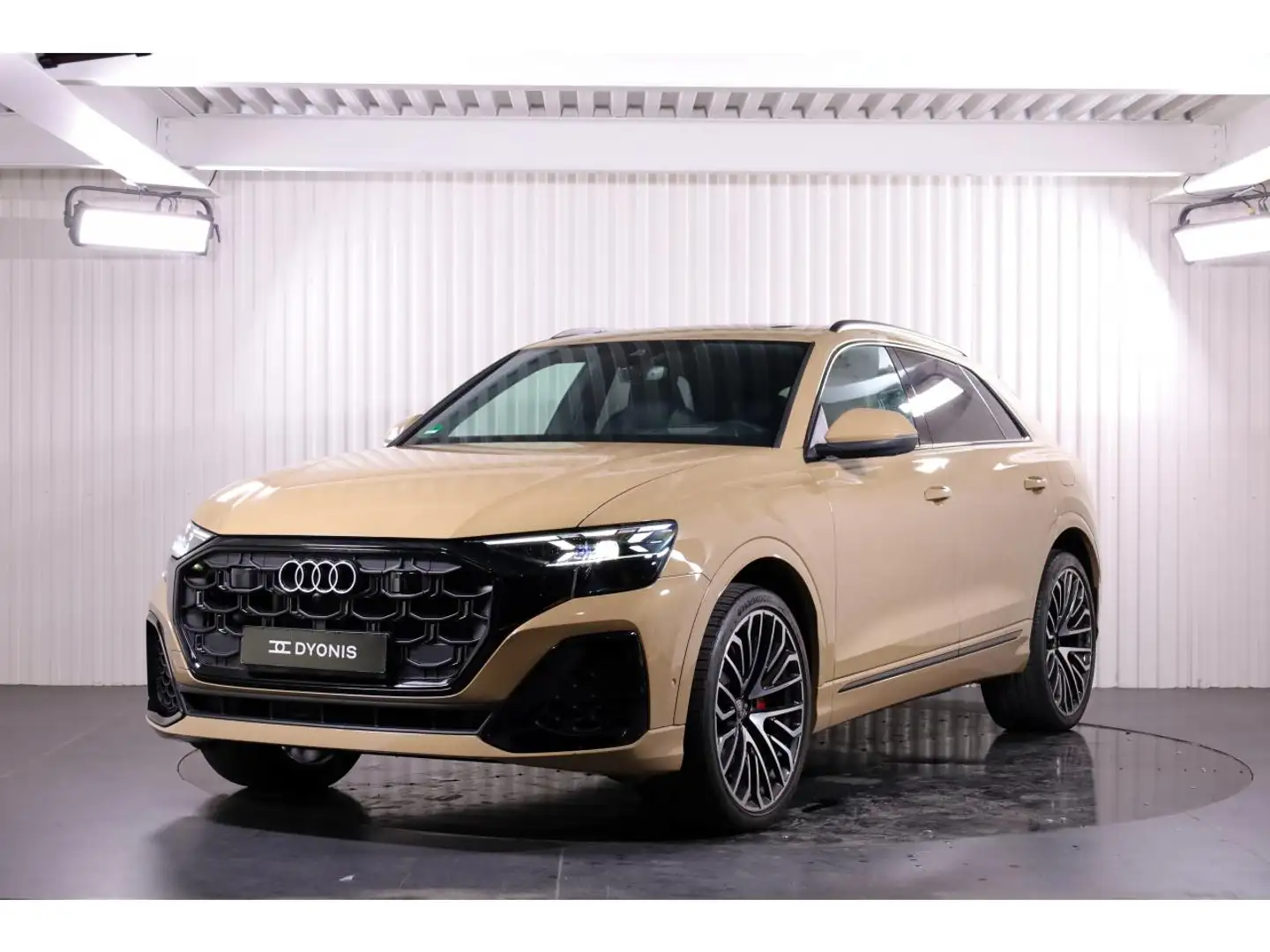 Audi Q8 55 TFSI E 394CV QUATTRO S line Beige - 1