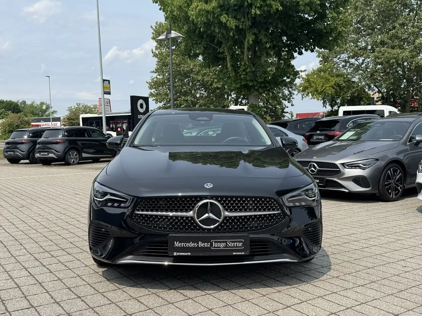 Mercedes-Benz CLA 180 CLA 180 Coupé Progressive Line Advanced RüCam Sitz Schwarz - 2