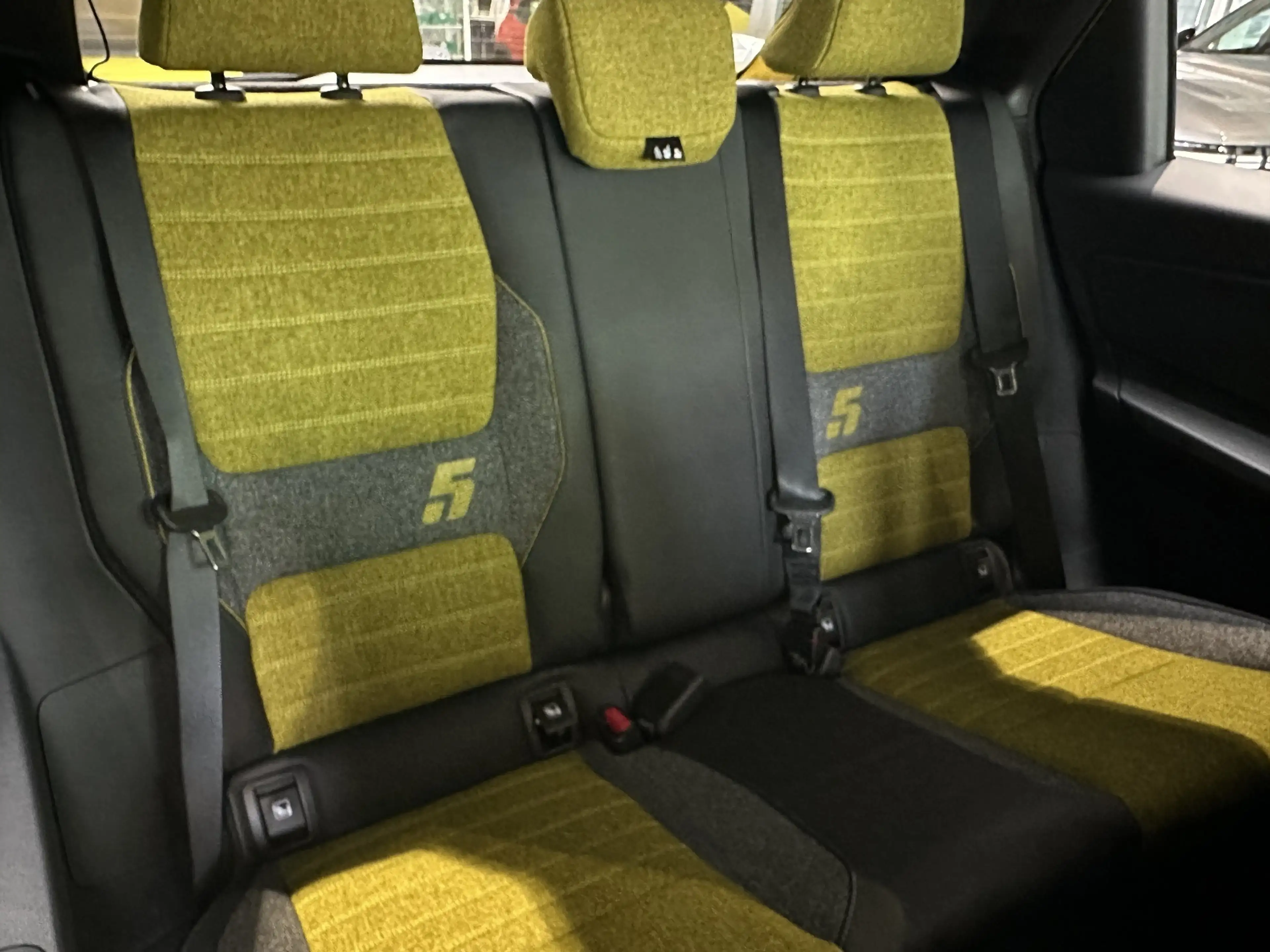 Renault R 5 Iconic 150PS Comfort Range E-Tech — photo 11