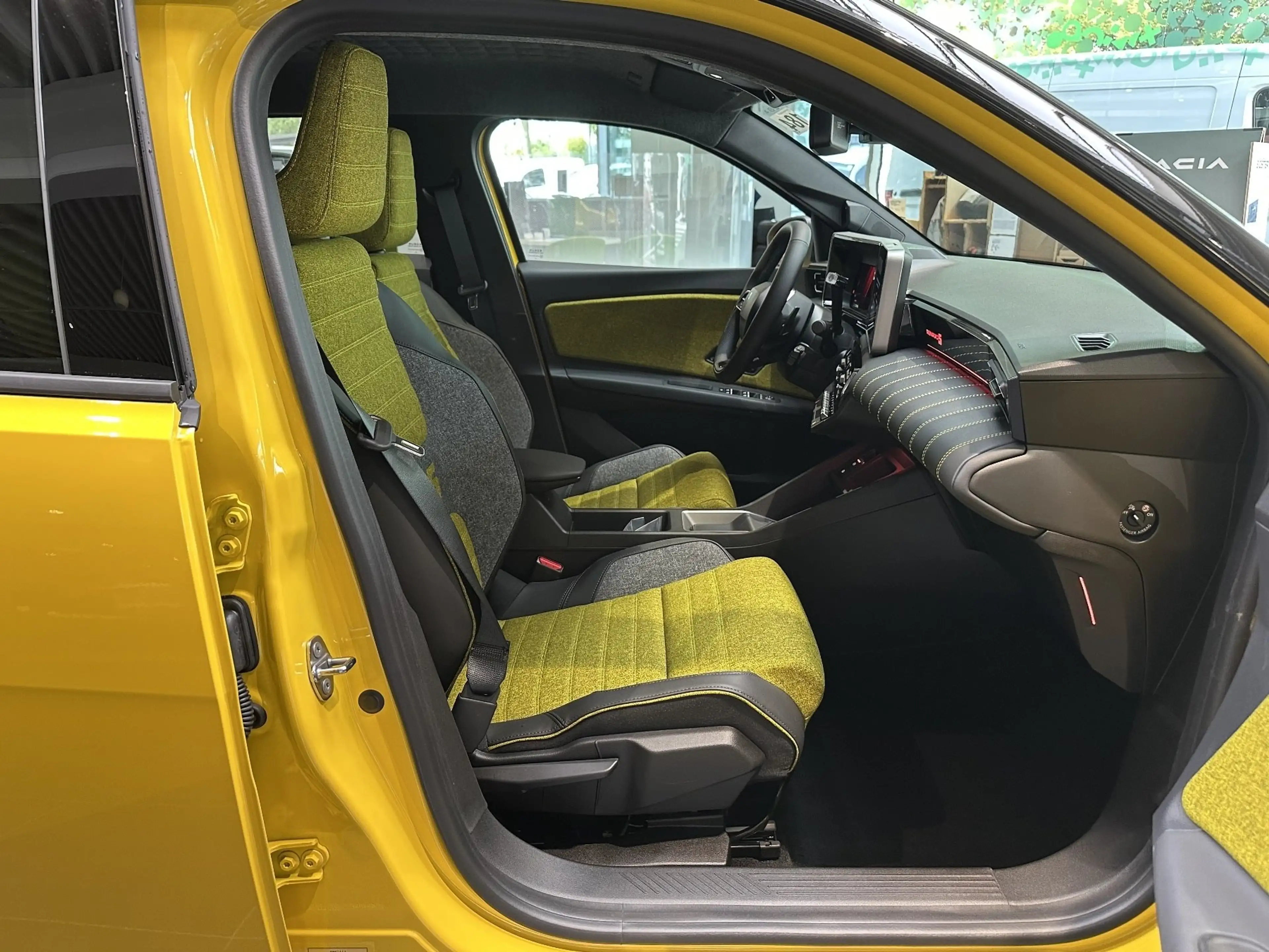 Renault R 5 Iconic 150PS Comfort Range E-Tech — photo 7
