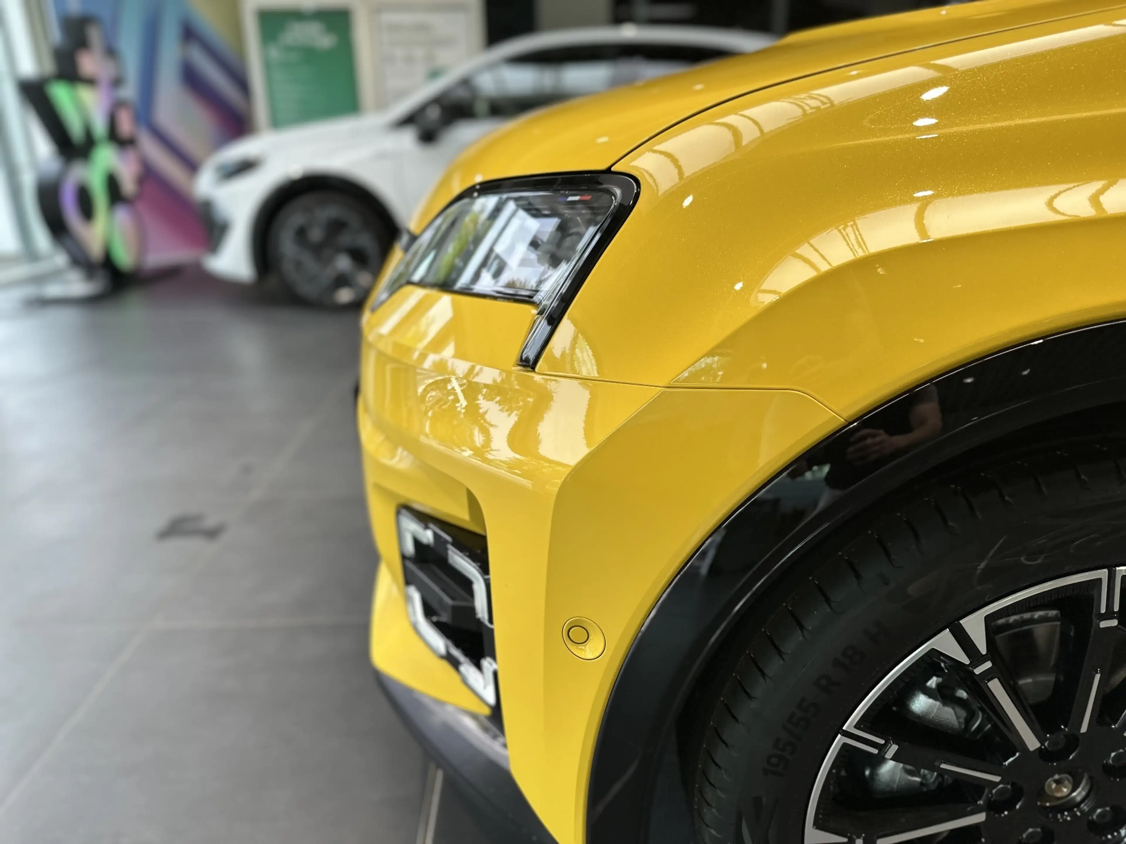 Renault R 5 Iconic 150PS Comfort Range E-Tech — photo 4
