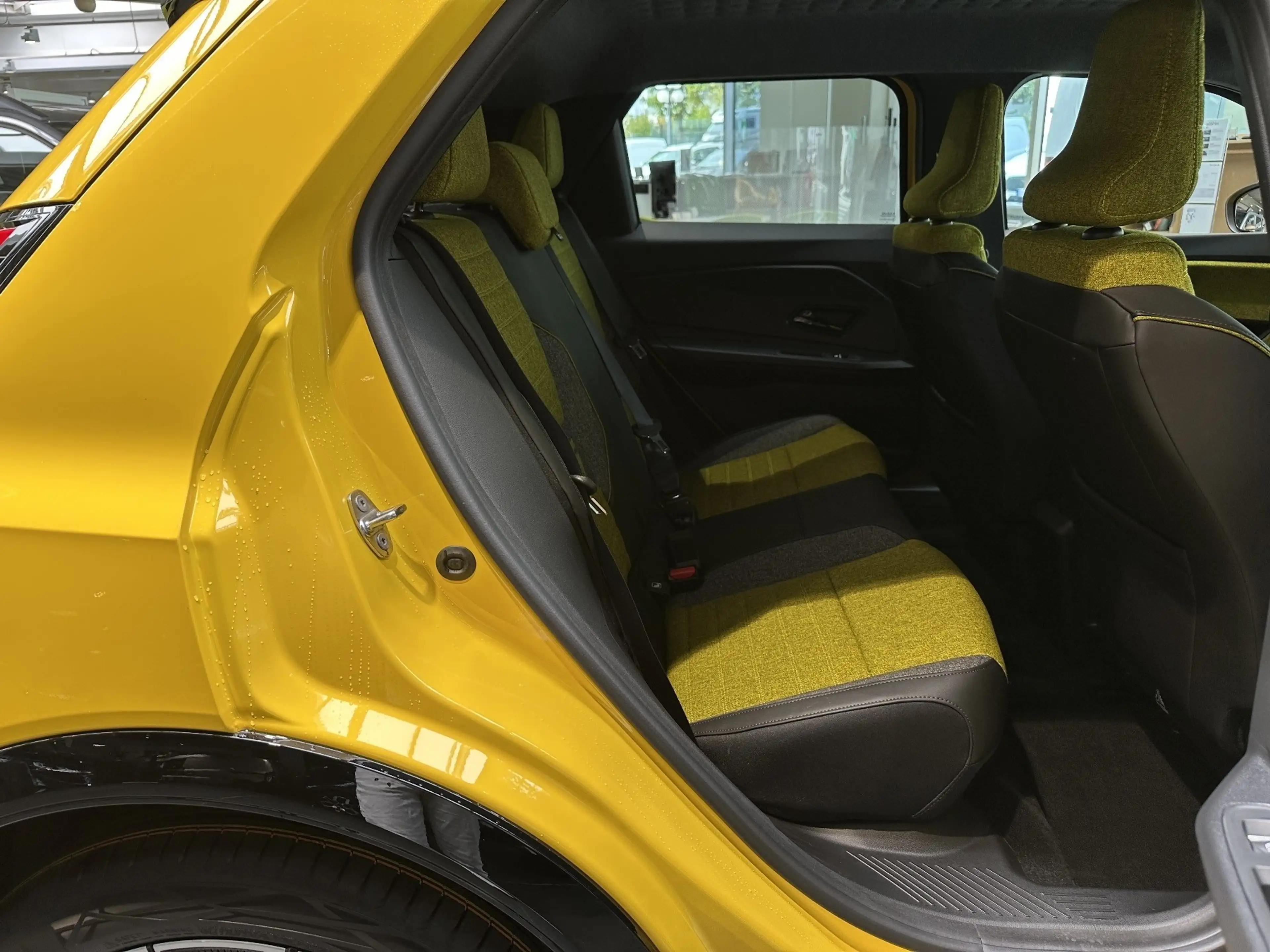 Renault R 5 Iconic 150PS Comfort Range E-Tech — photo 12