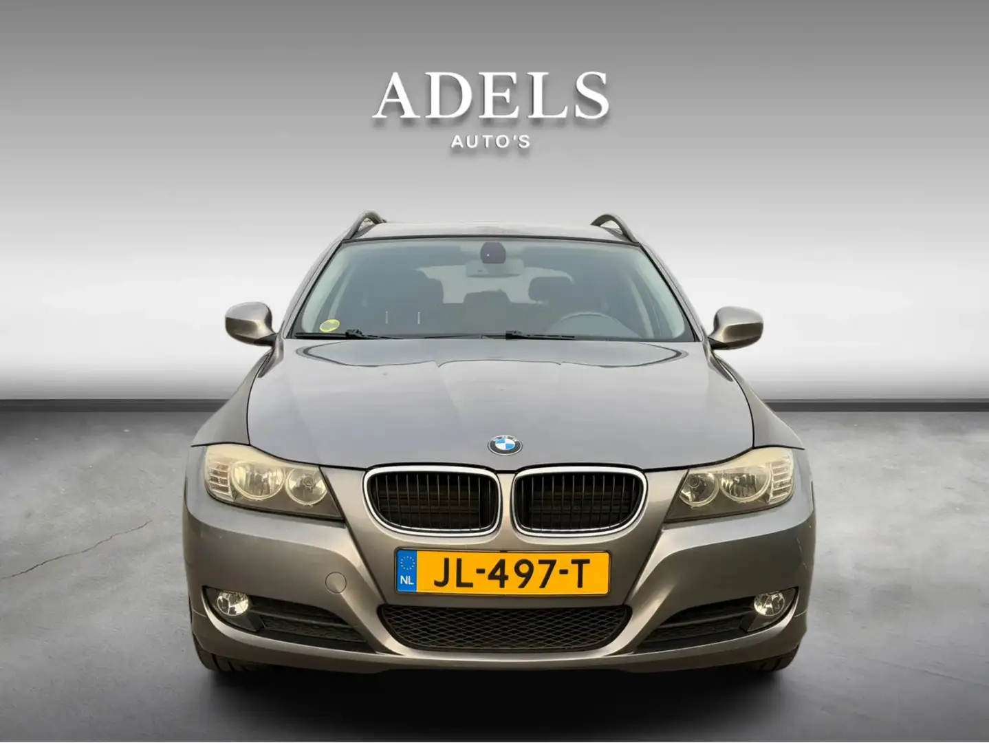 BMW 316 3-serie Touring 316i High Executive Facelift Leer Grau - 2