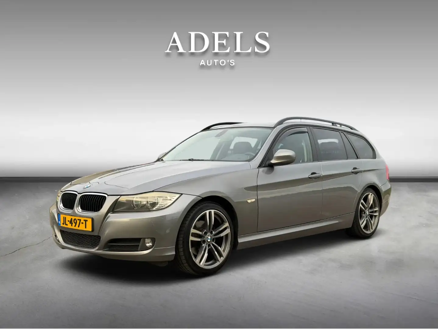 BMW 316 3-serie Touring 316i High Executive Facelift Leer Grau - 1