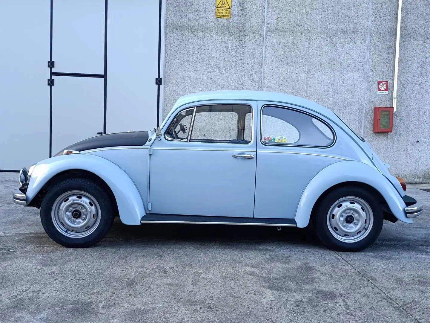 Volkswagen Maggiolino Modrá - 2