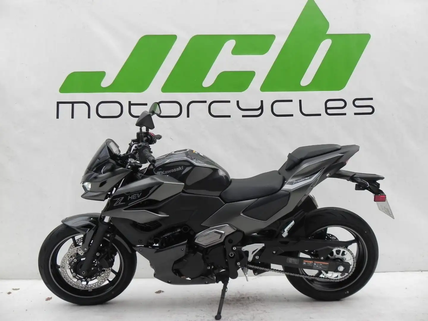 Kawasaki Z7 Hybrid Schwarz - 1