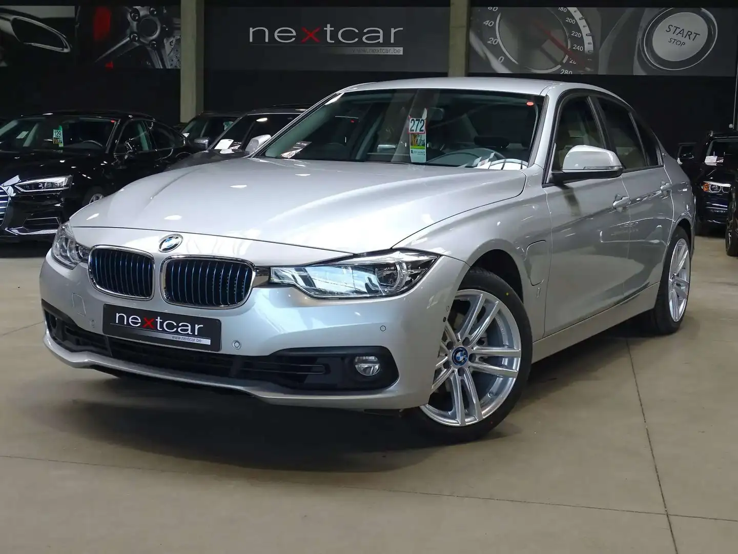 BMW 330 eA Berline Plug-In Hybrid *FULL LED-CUIR-PARKING* Argent - 1