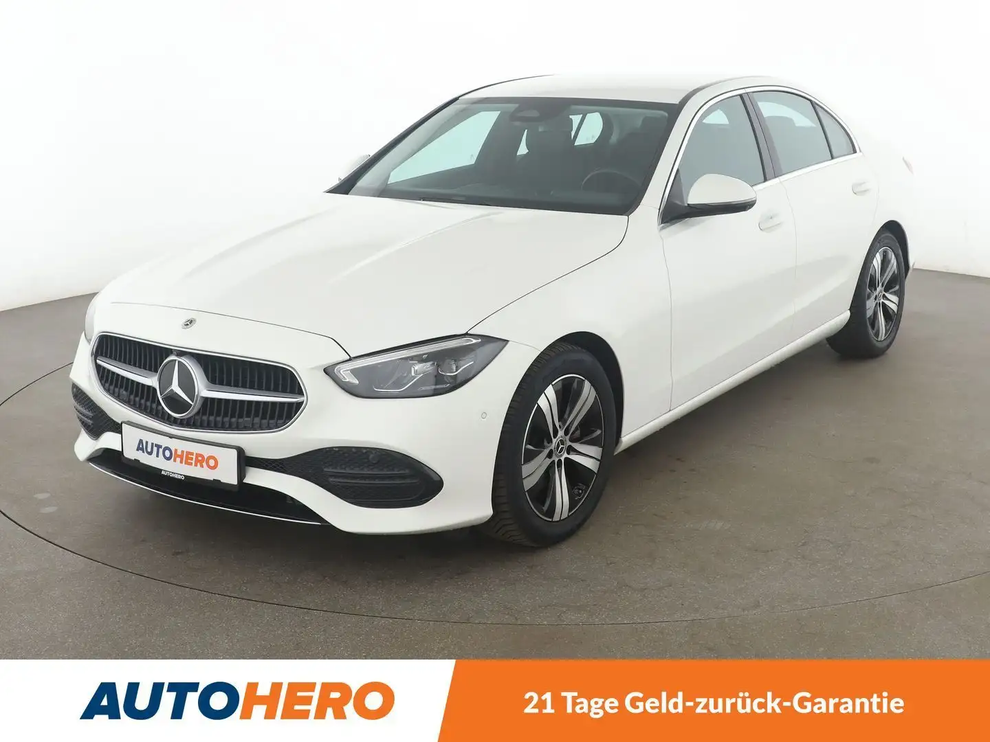 Mercedes-Benz C 180 C 180 Avantgarde Aut.*NAVI*LED*TEMPO*360°*STGHZ* Weiß - 1