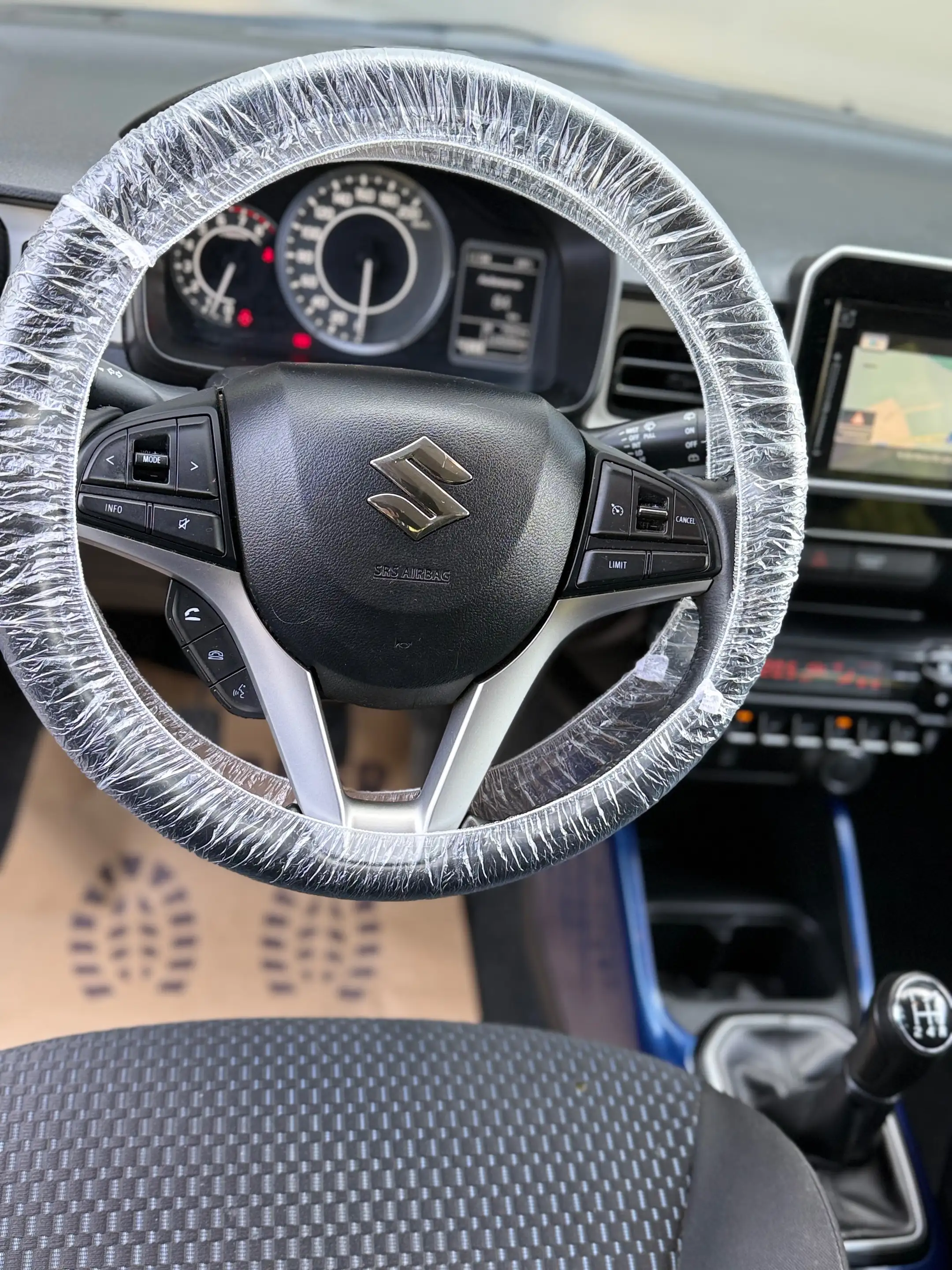 Suzuki Ignis Ignis 1.2i SHVS GLX 12V — photo 12