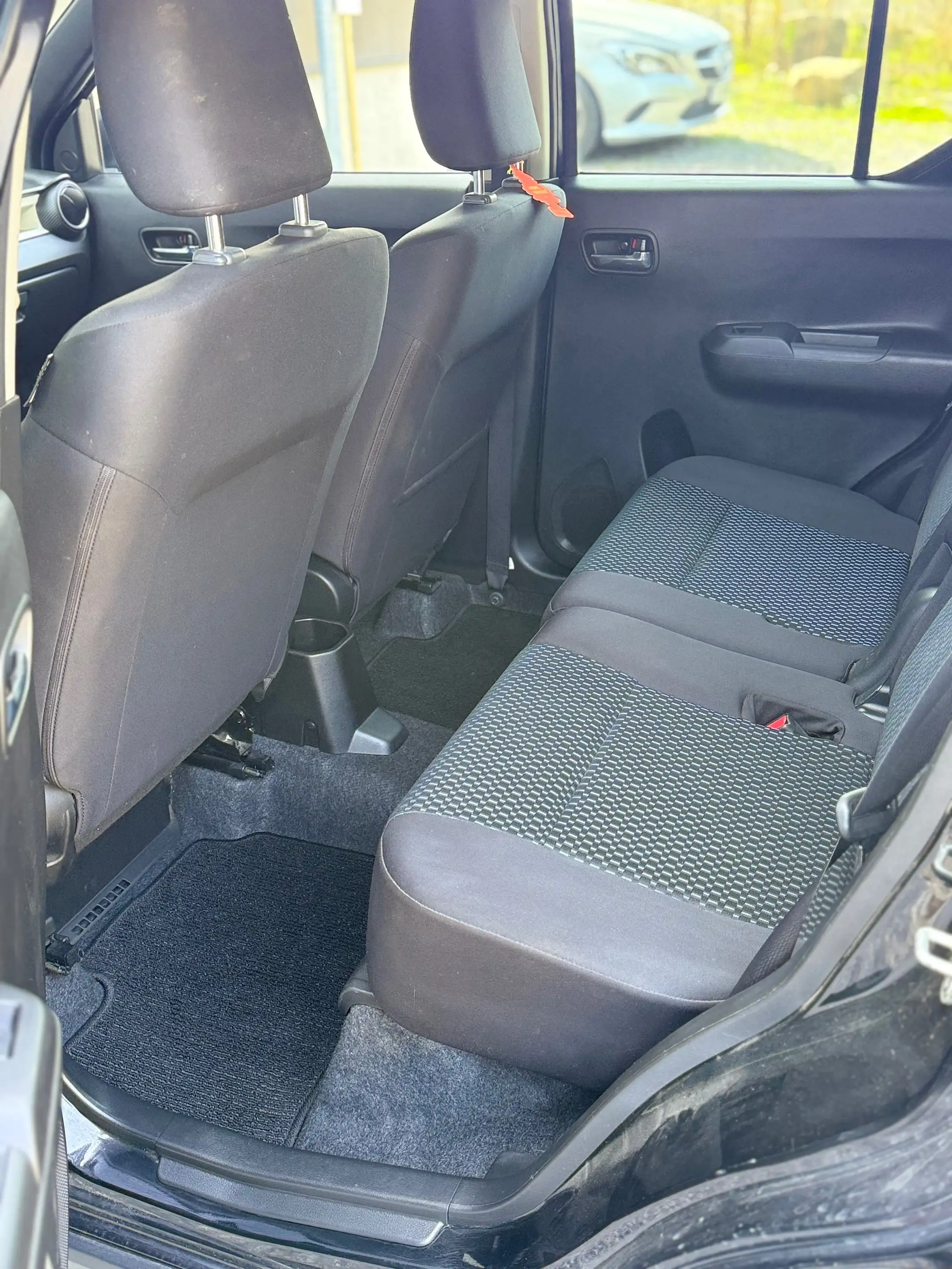Suzuki Ignis Ignis 1.2i SHVS GLX 12V — photo 10