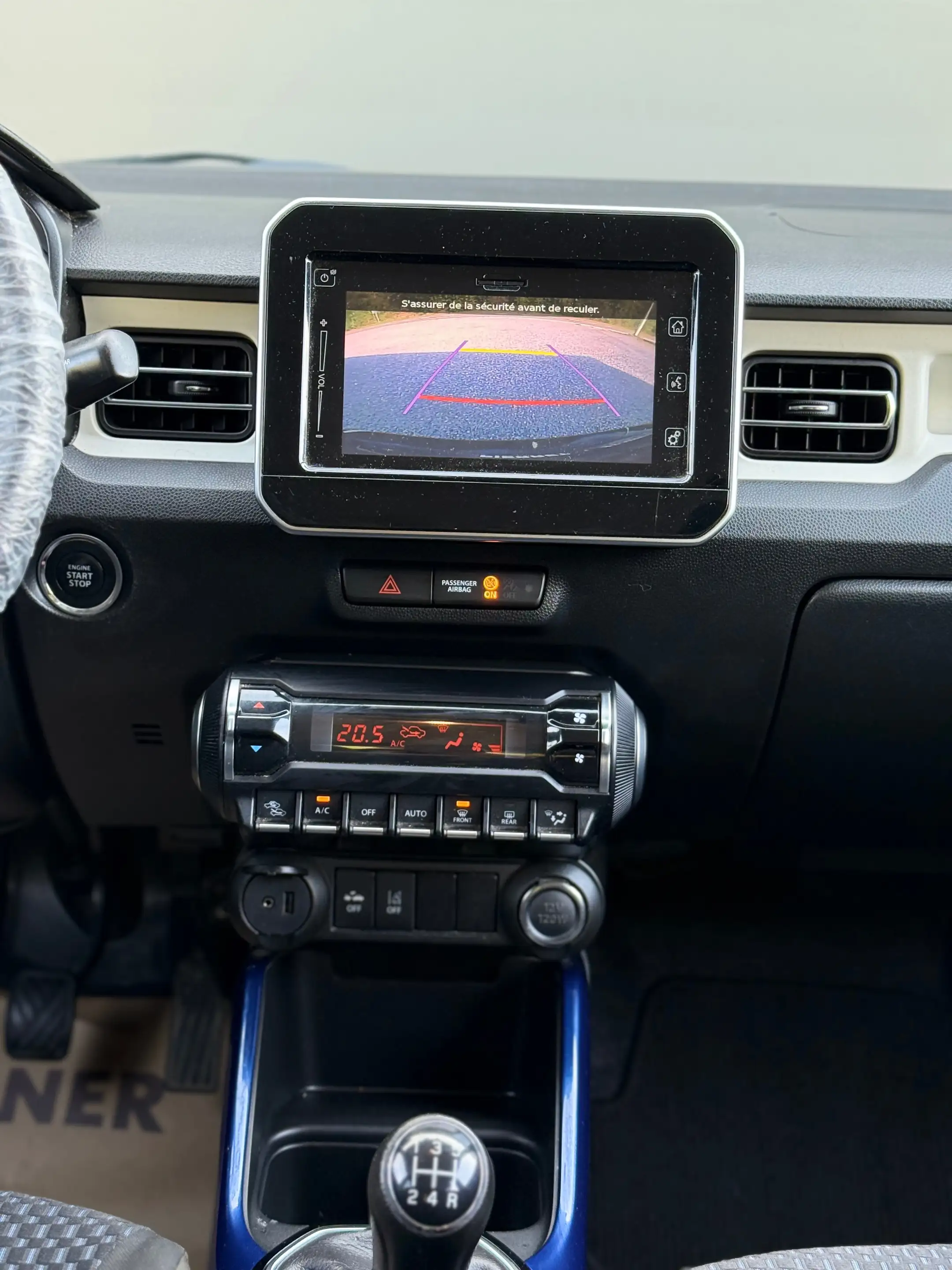 Suzuki Ignis Ignis 1.2i SHVS GLX 12V — photo 15