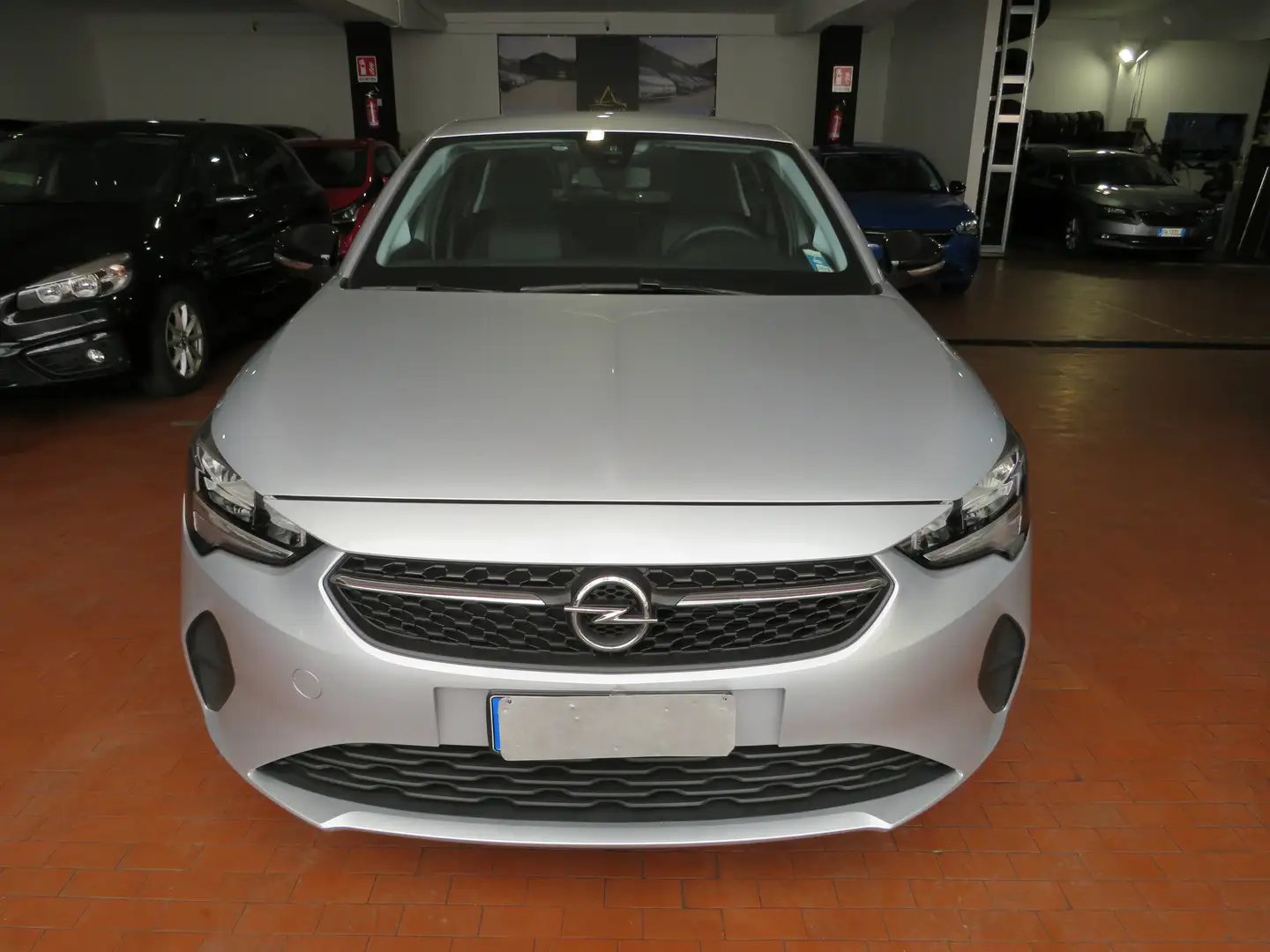 Opel Corsa 1.2 Edition s * PREZZO REALE * NEOPATENTATI * Zilver - 2