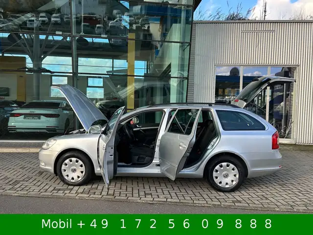 Skoda Octavia view 11