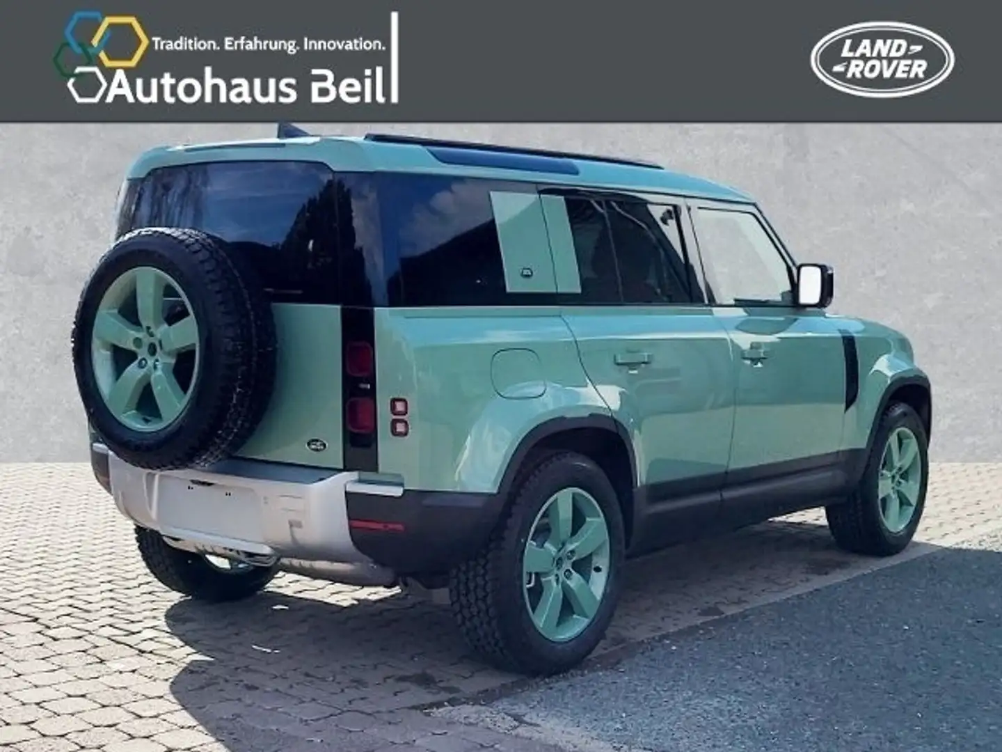 Land Rover Defender (L663) 110 D300 75th Limited Edition Zelená - 2