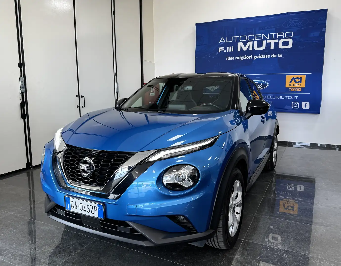 Nissan Juke Juke 1.0 dig-t N-Design 117cv Blu/Azzurro - 1