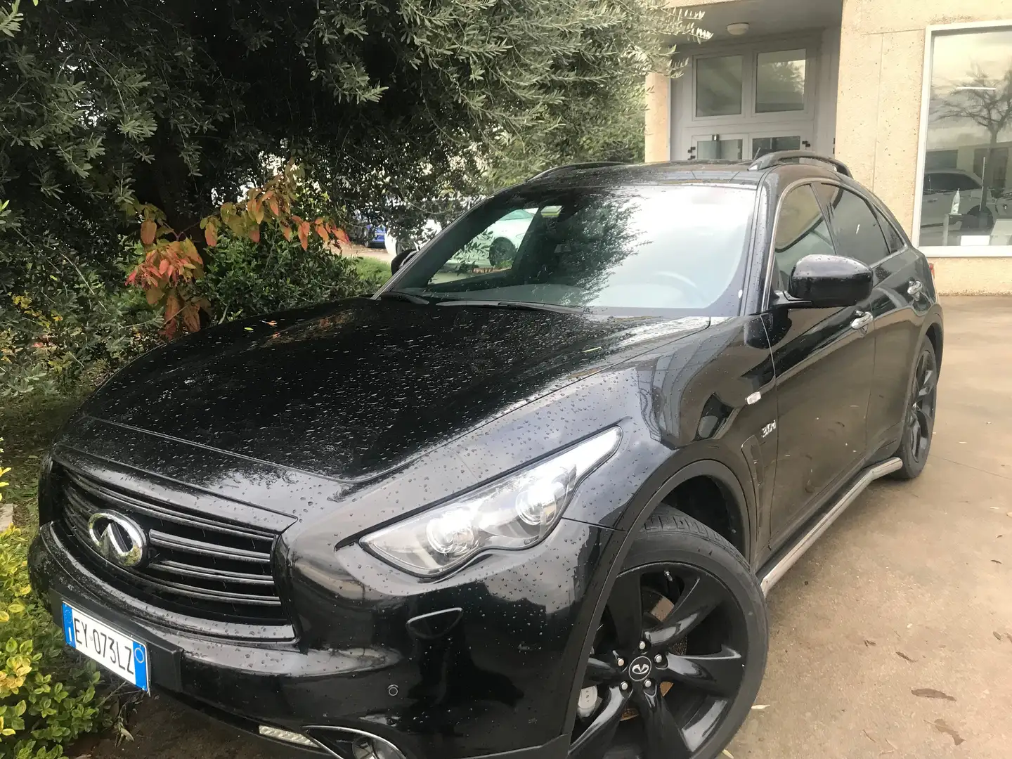 Infiniti FX QX70 (FX) 3.0d V6 S Premium auto FL Negru - 1