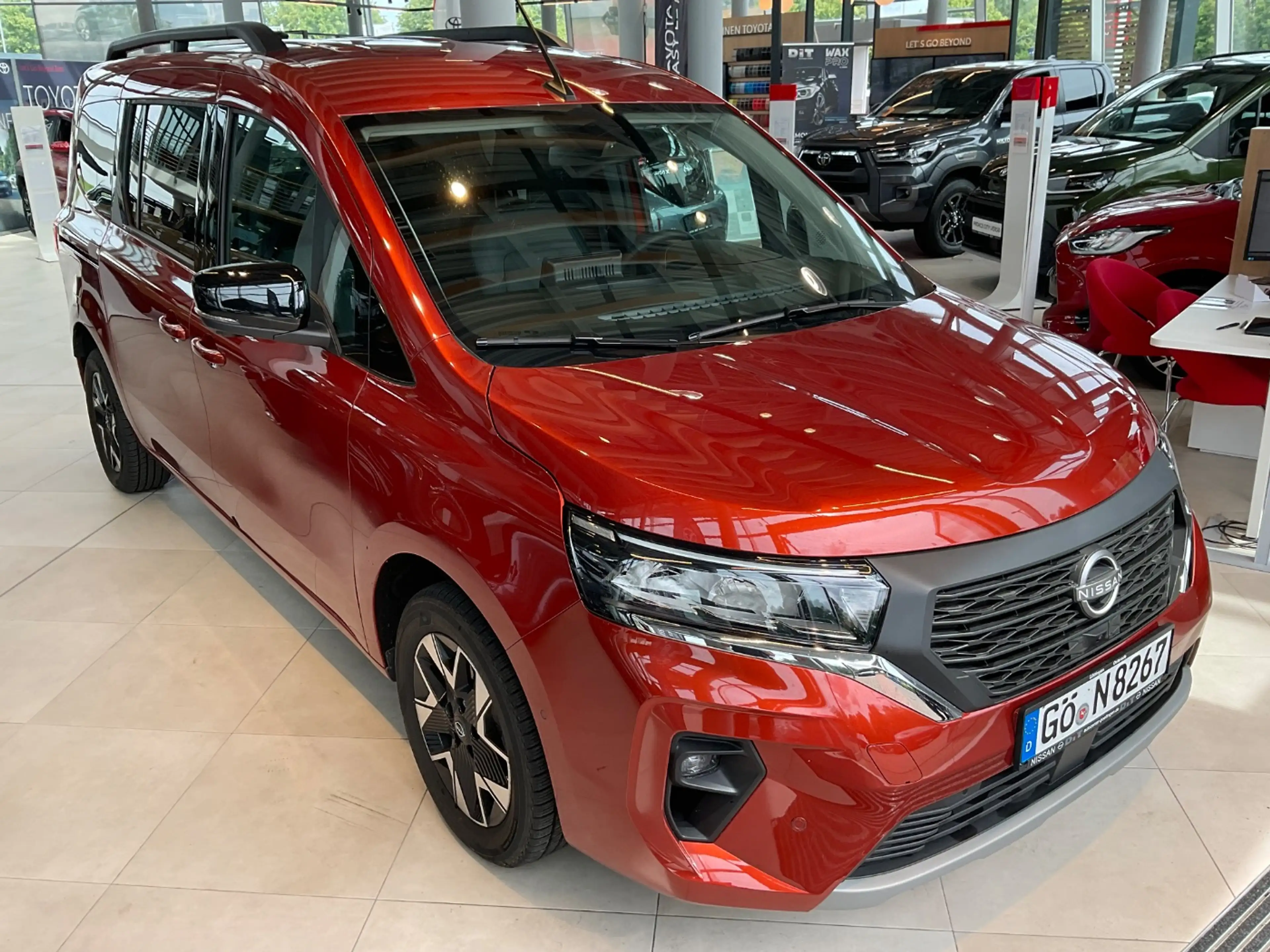 Nissan Townstar Kombi DIG-T 130 L2 Tekna Navi+SHZ+360 — photo 10
