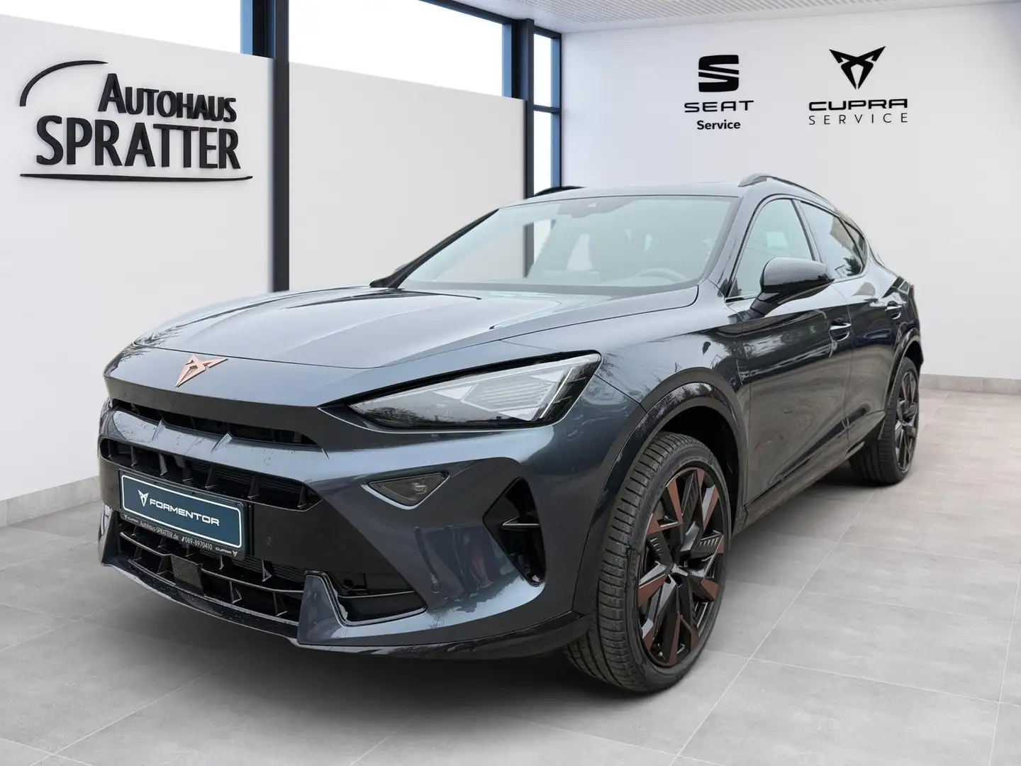 CUPRA Formentor 1.5 eTSI DSG NAVI AHK Edge Intelligent Gris - 1