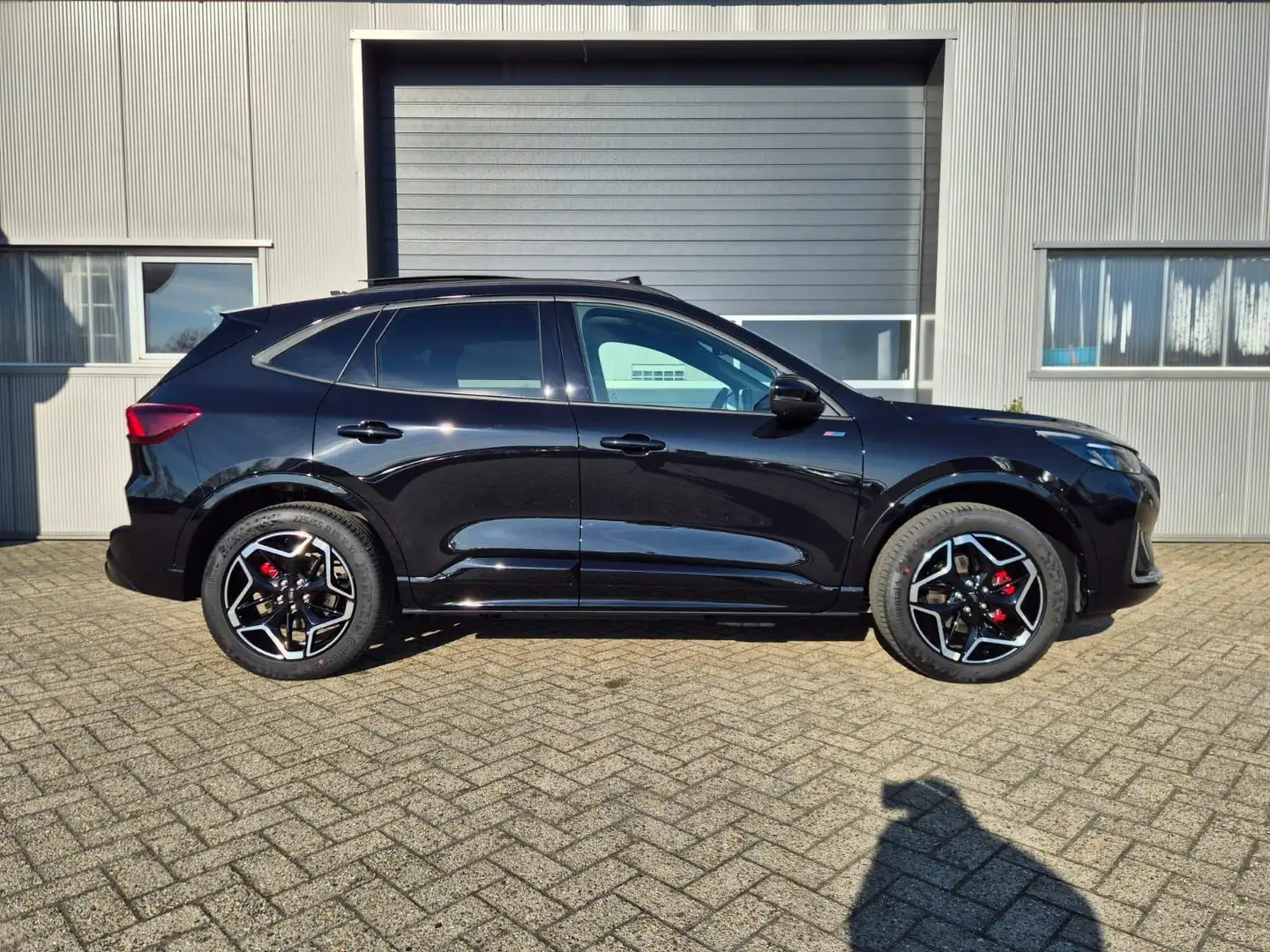 Ford Kuga ST-Line X 243PS PHEV Automatik Matrix-LED schwe... Schwarz - 1