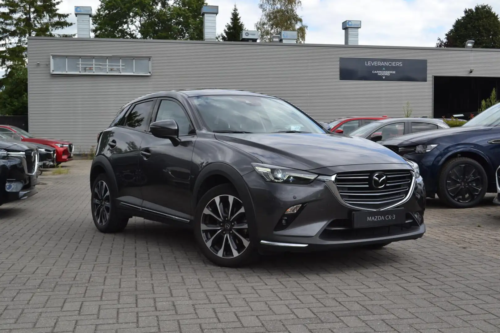 Mazda CX-3 Hakoné + Safety Pack - Manueel Šedá - 1