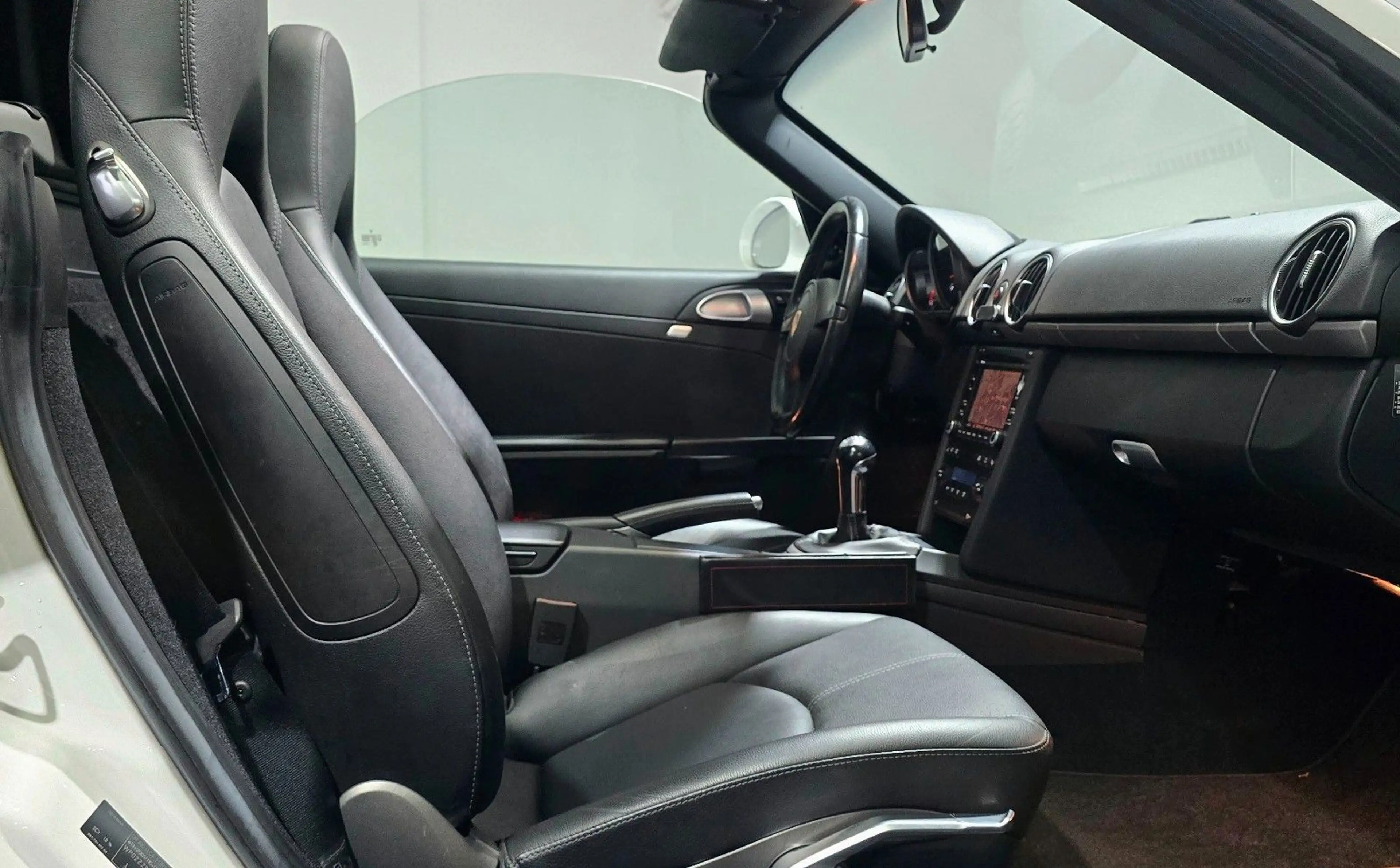 Porsche Boxster *NAVI*18ZOLL*SCHECKHEFT*PARK ASSIST*TEILL — photo 24