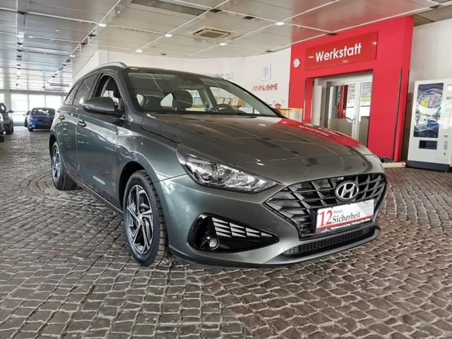 Hyundai i30 Connect & Go *2. Hd. + DAB + Temp. + LED Grau - 1