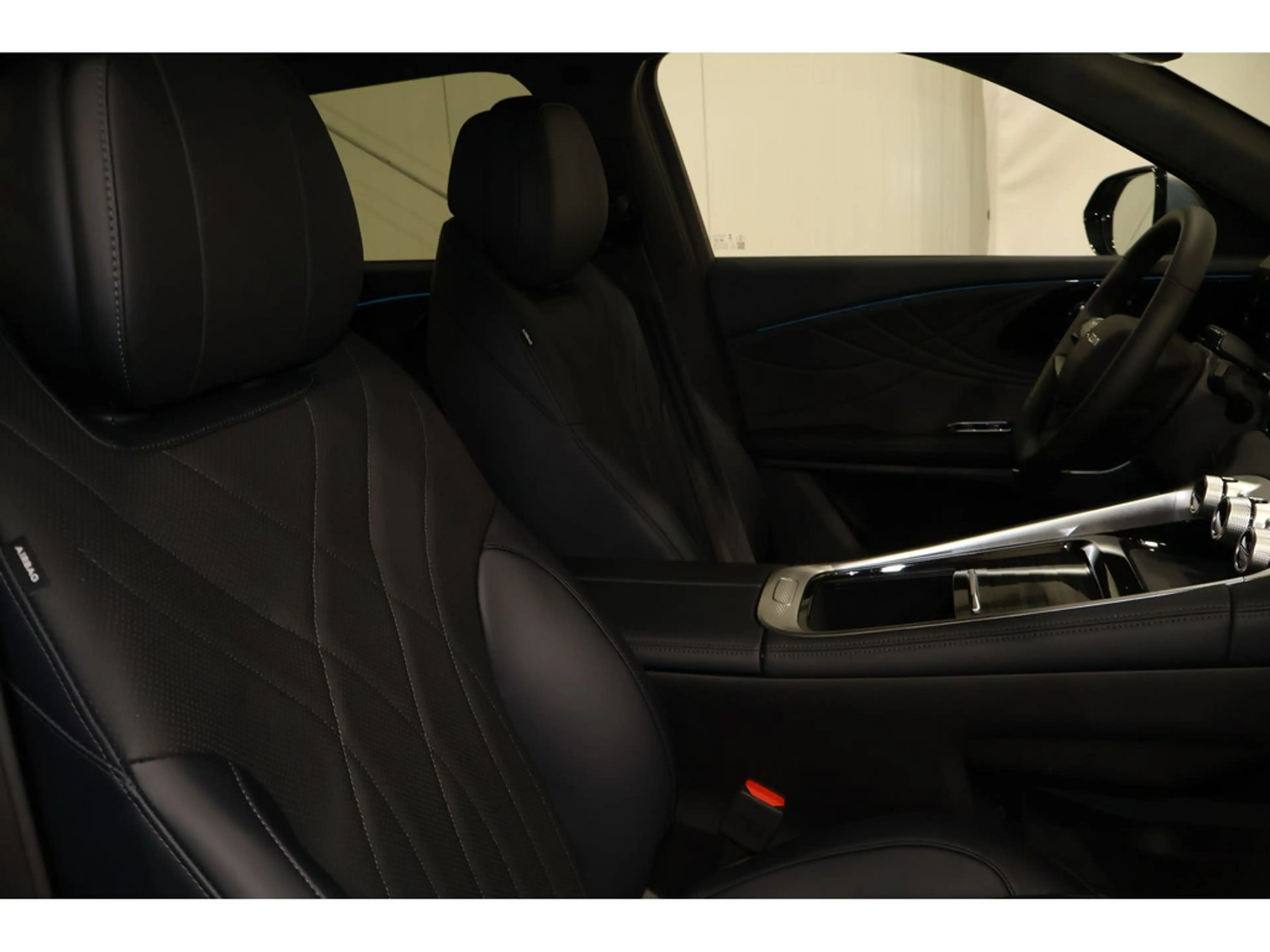 Omoda 9 PHEV Exclusive — photo 8