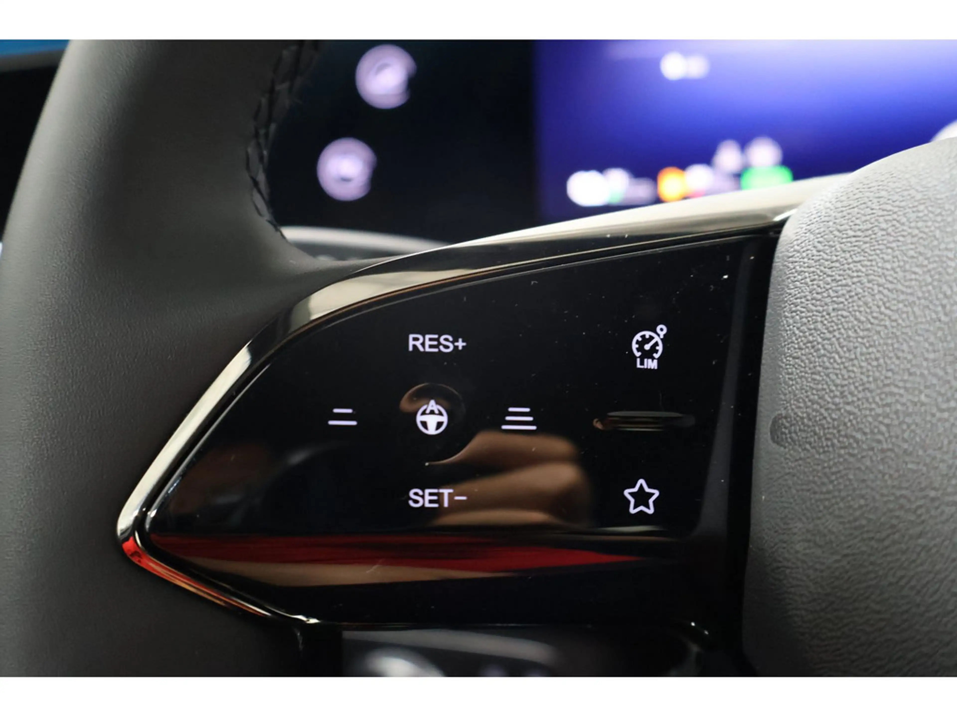 Omoda 9 PHEV Exclusive — photo 15