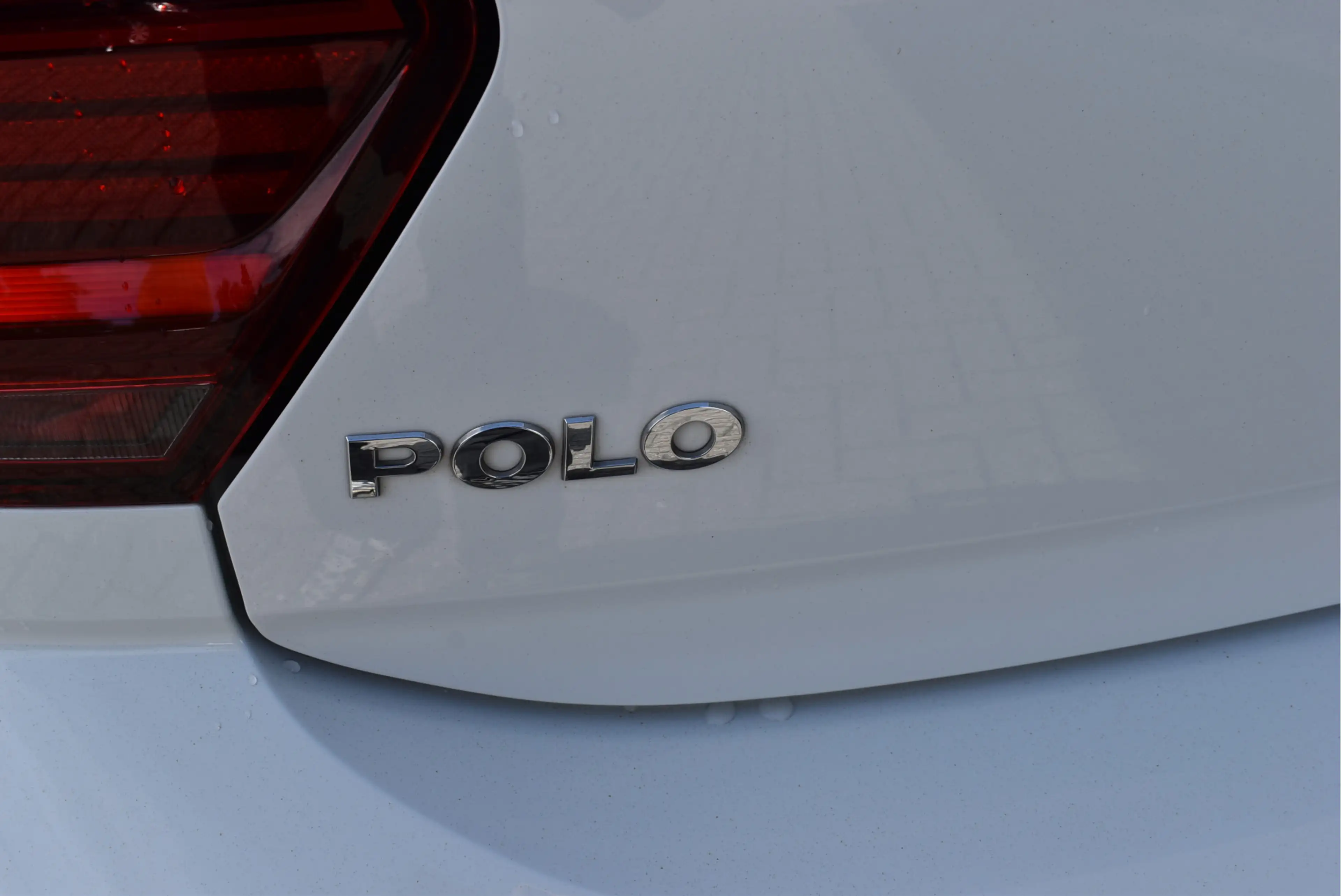 Volkswagen Polo 1.0 TSI Comfortline Adaptive cruise, Carplay, Navi — photo 25