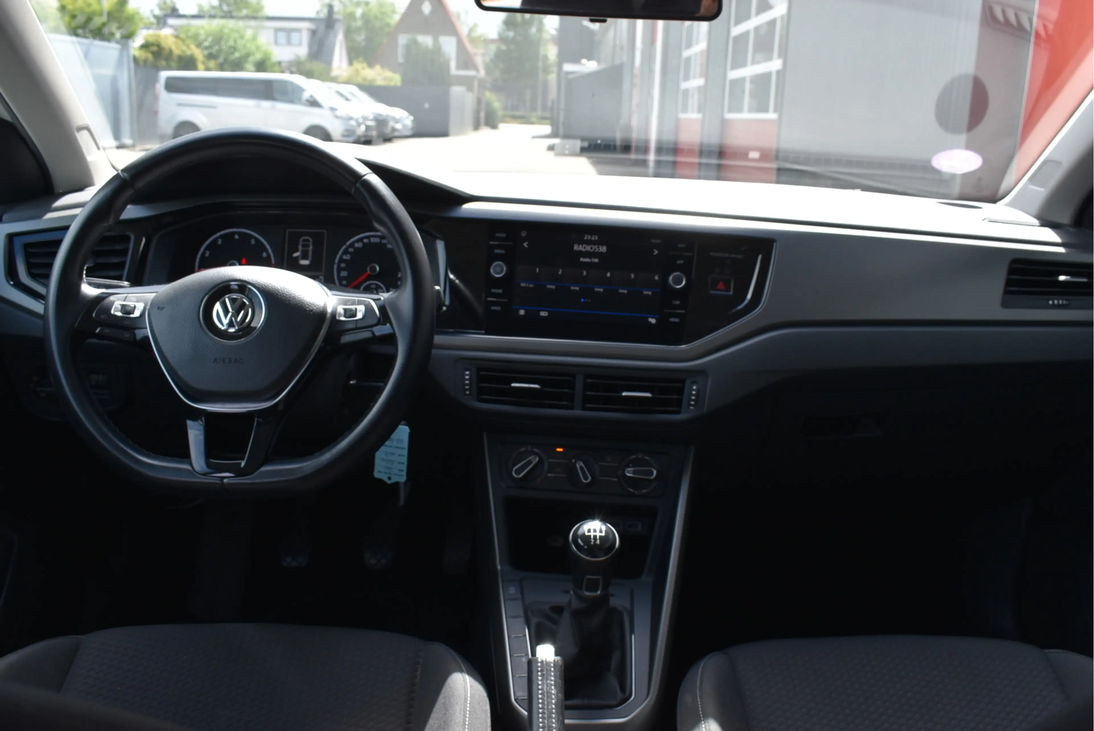 Volkswagen Polo 1.0 TSI Comfortline Adaptive cruise, Carplay, Navi — photo 3