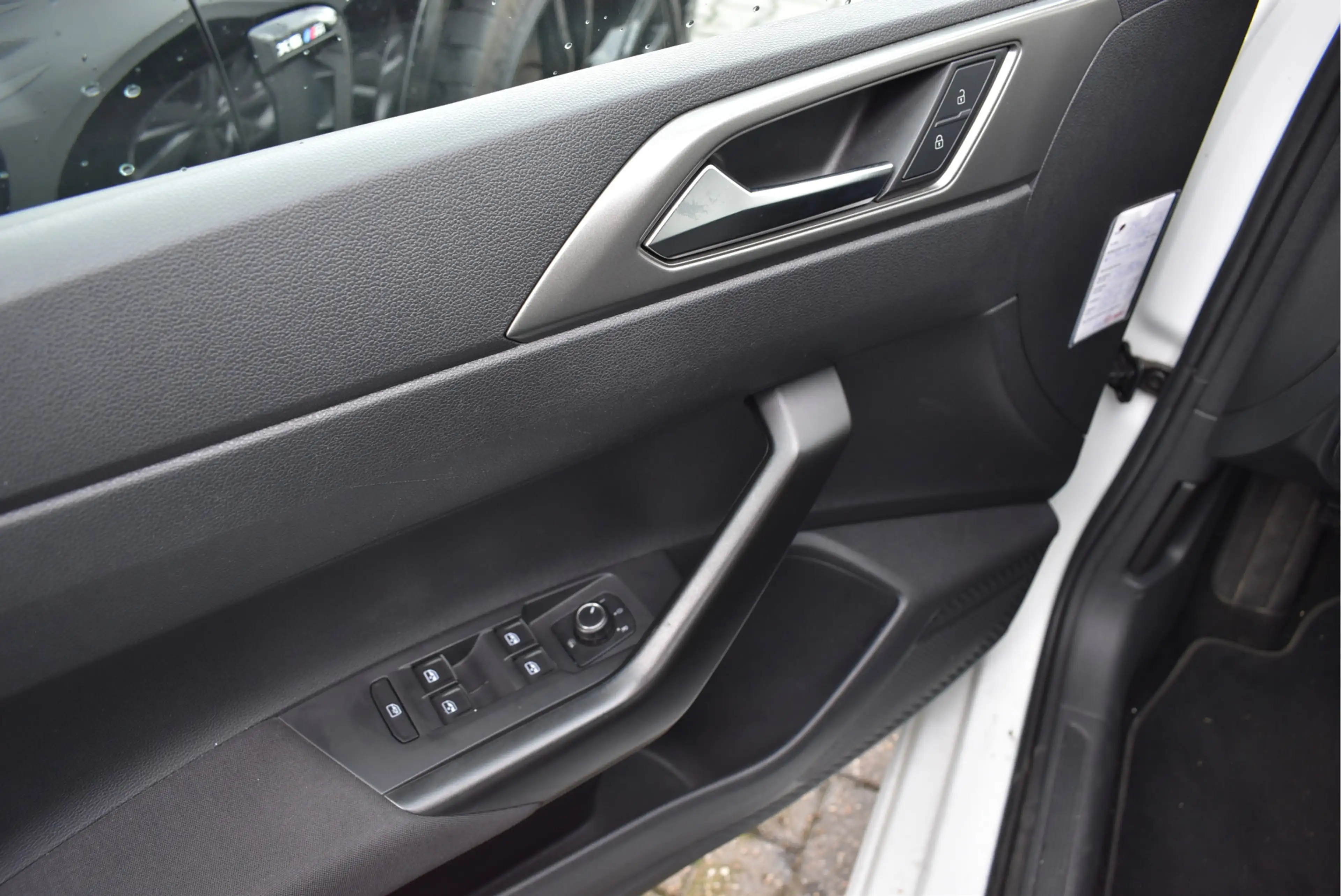 Volkswagen Polo 1.0 TSI Comfortline Adaptive cruise, Carplay, Navi — photo 19