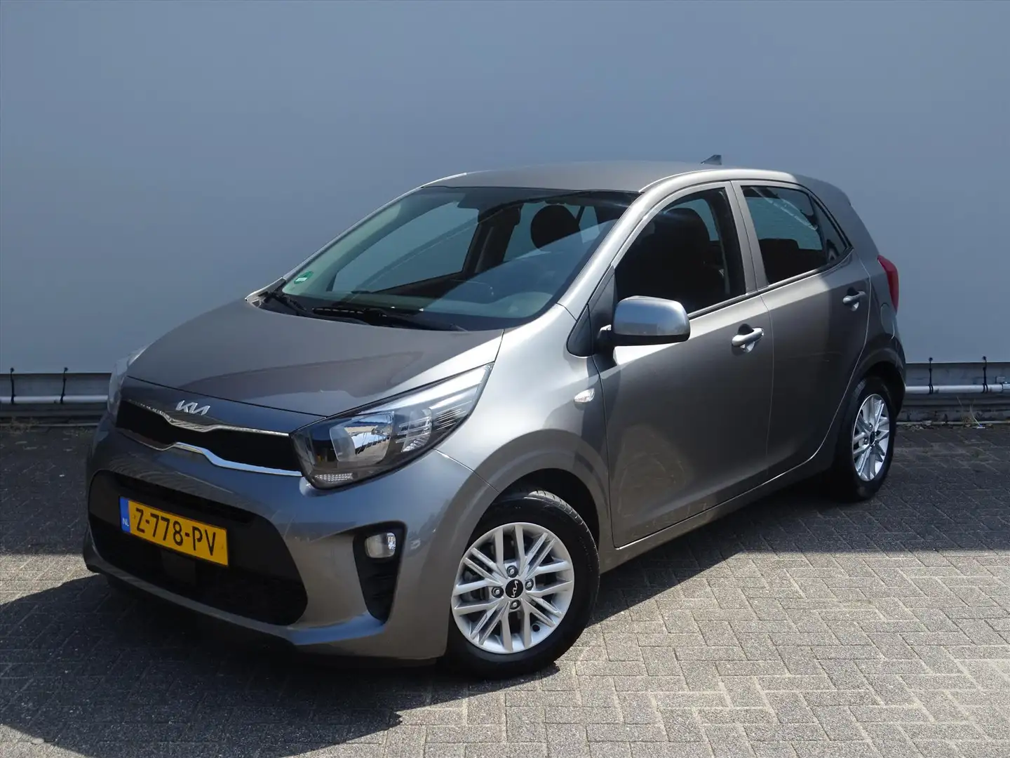 Kia Picanto 1.0 DPi 67pk 4-zits DynamicLine | Apple Carplay | Gris - 1