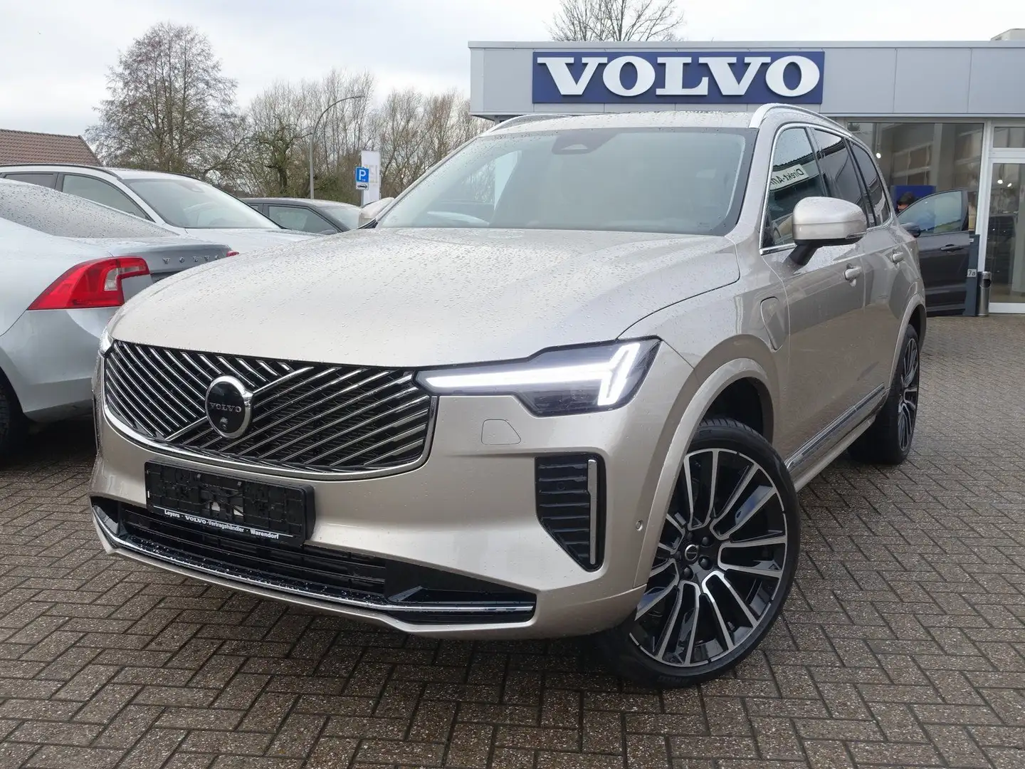 Volvo XC90 Ultra T8 AWD/Massage/Pano/B&W/AHK/360°/Four - 1